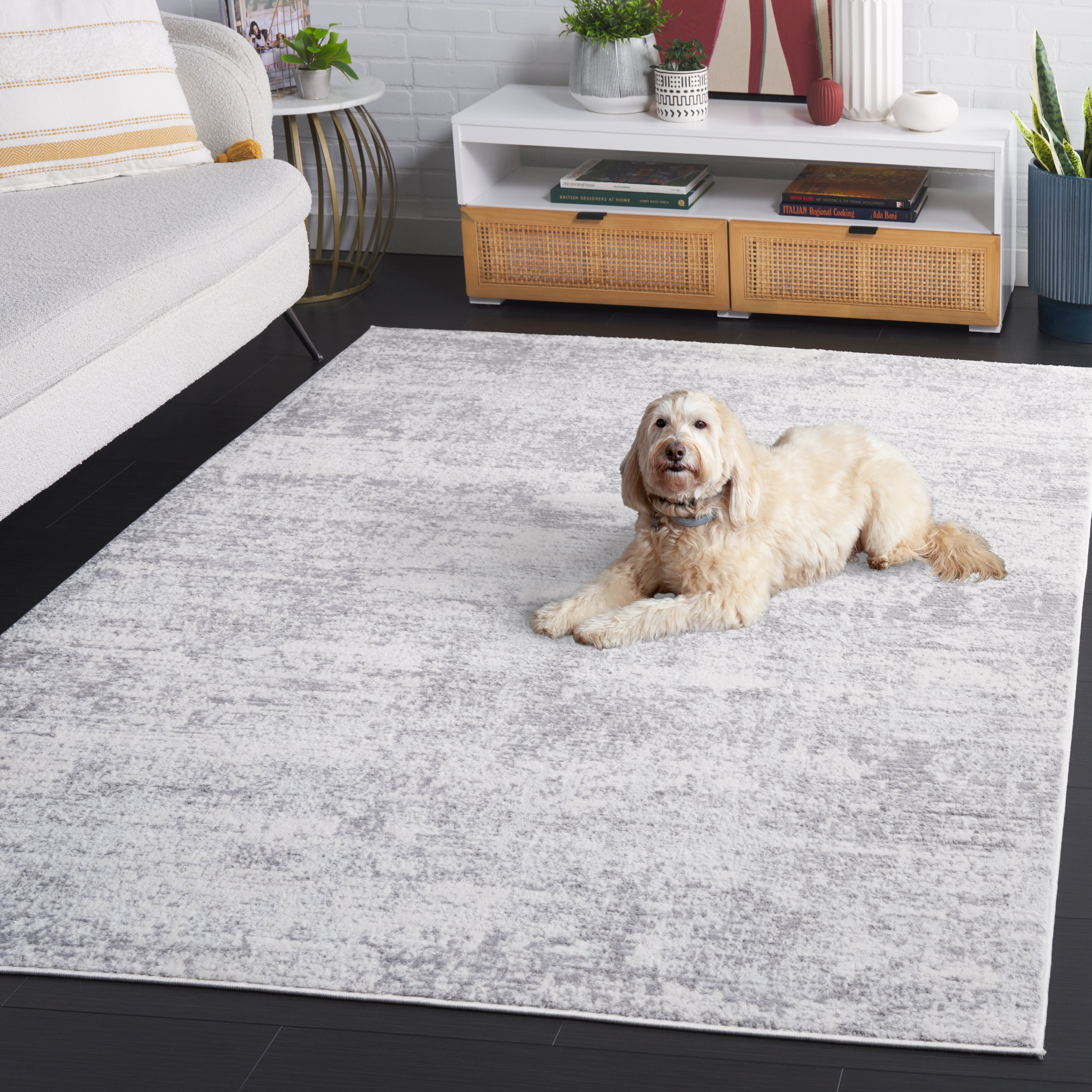 AMELIA 700 â€“ IVORY / LIGHT GREY