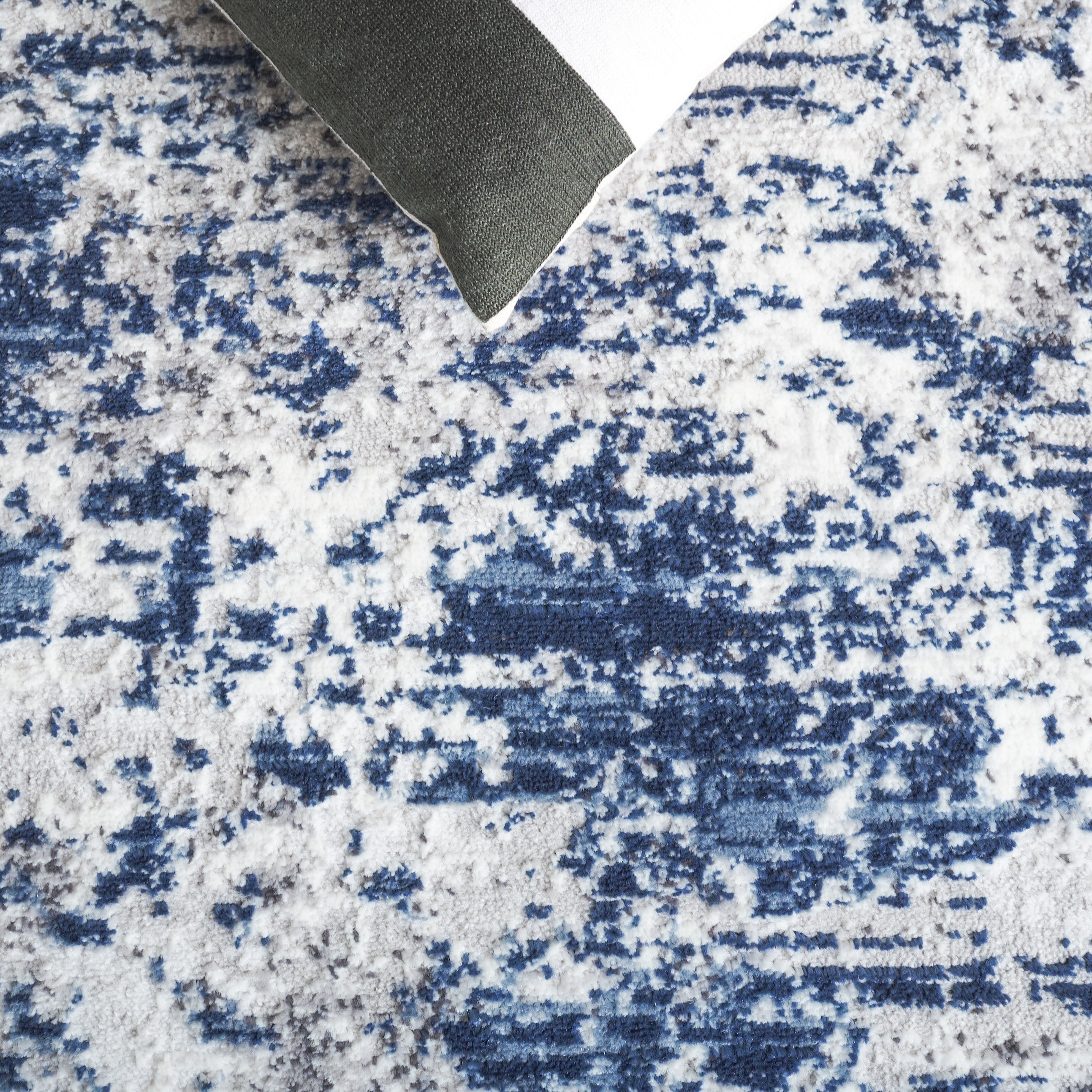IVORY / NAVY
