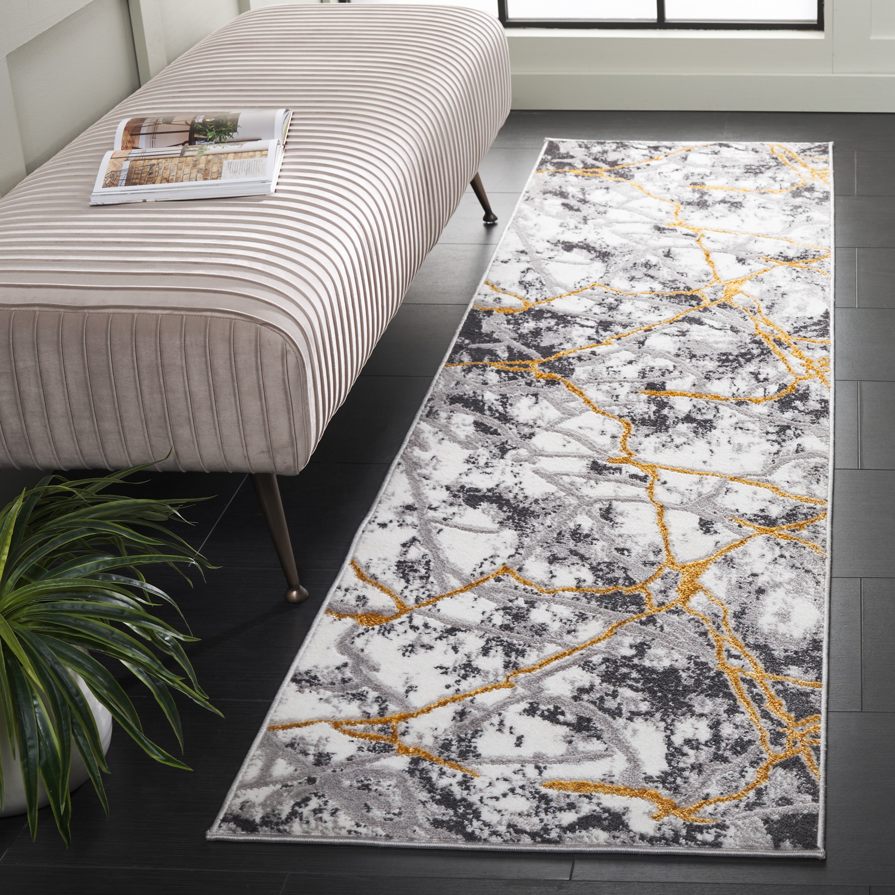 AMELIA 710 – GREY / GOLD
