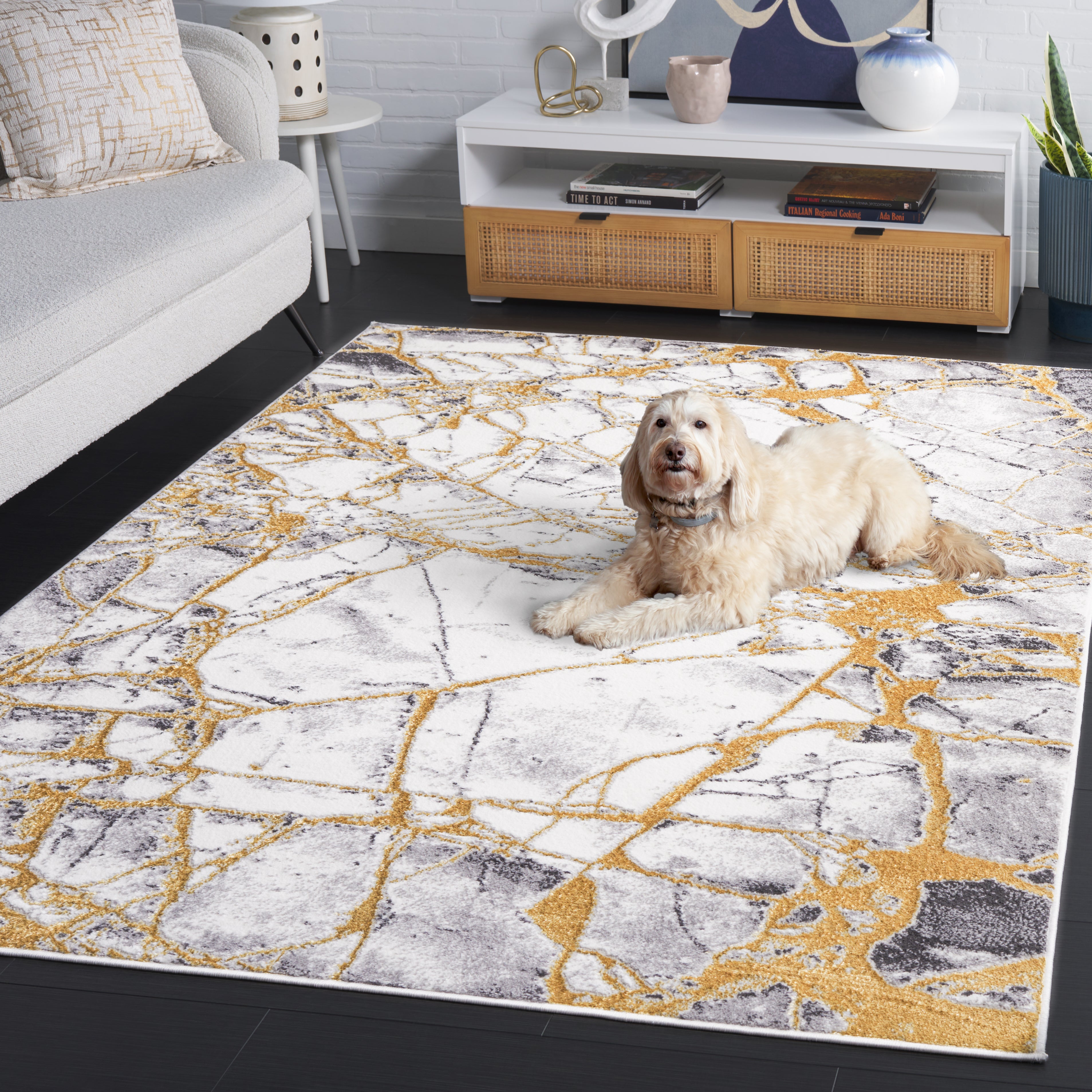AMELIA 713 – IVORY / GOLD