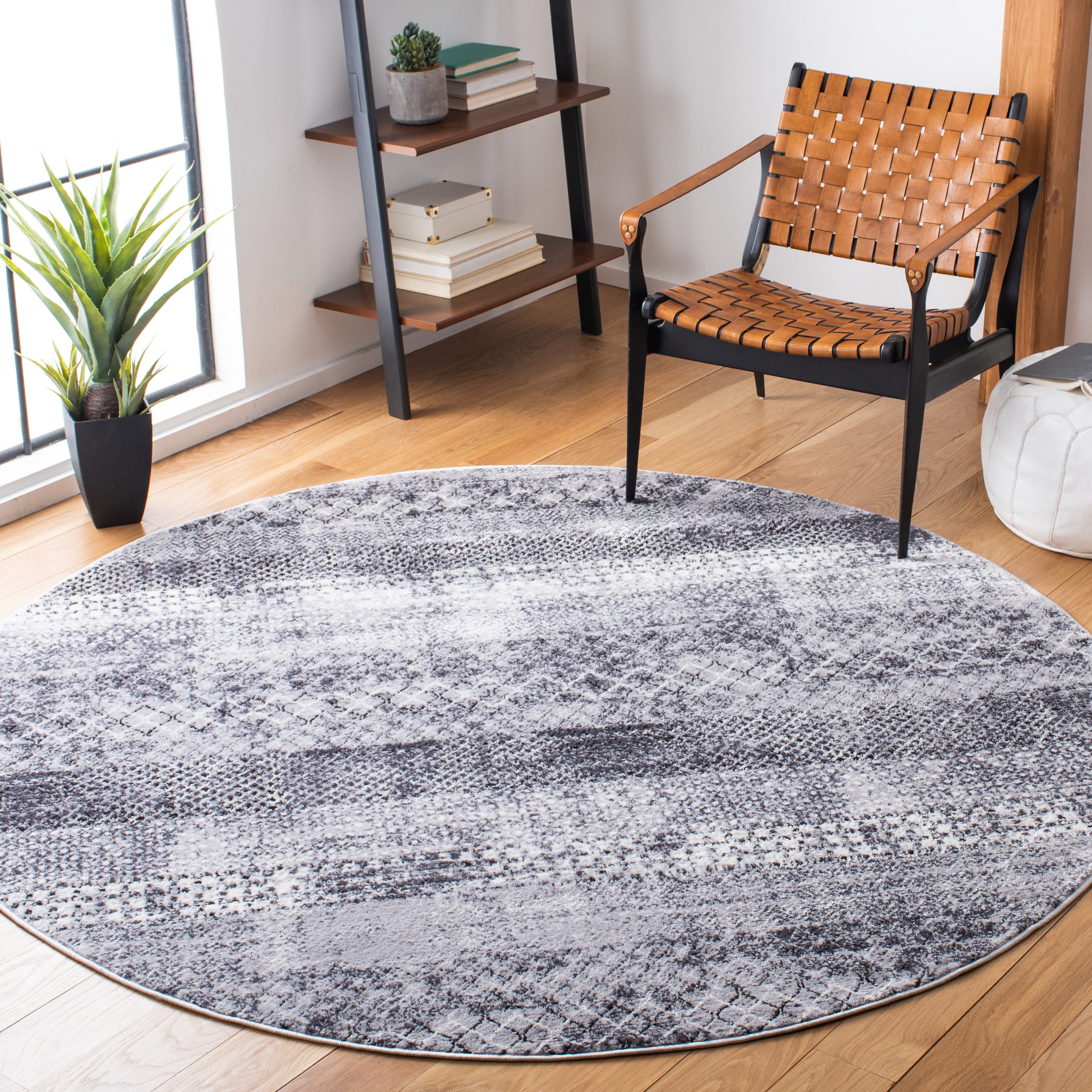 AMELIA 761 – GREY / IVORY