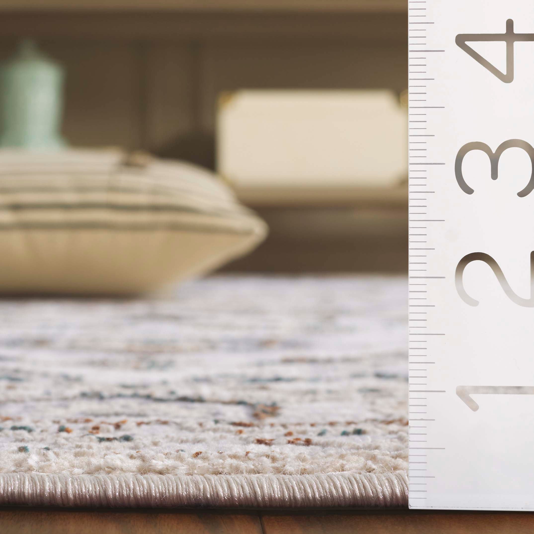 ALENIA 117 – GREY / BEIGE GOLD