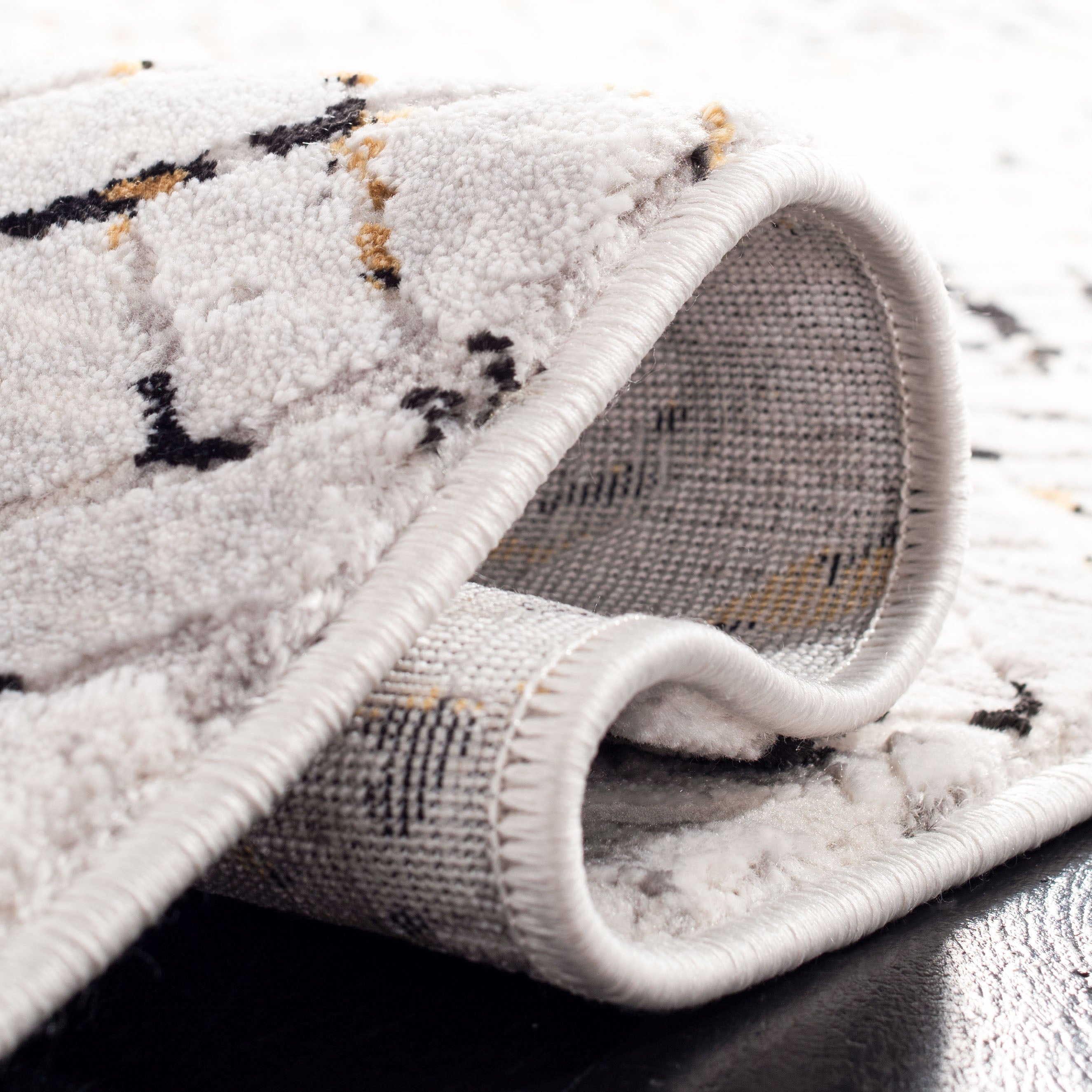 Safavieh Amalfi 552 Rug, Amf552 - Cream / Charcoal