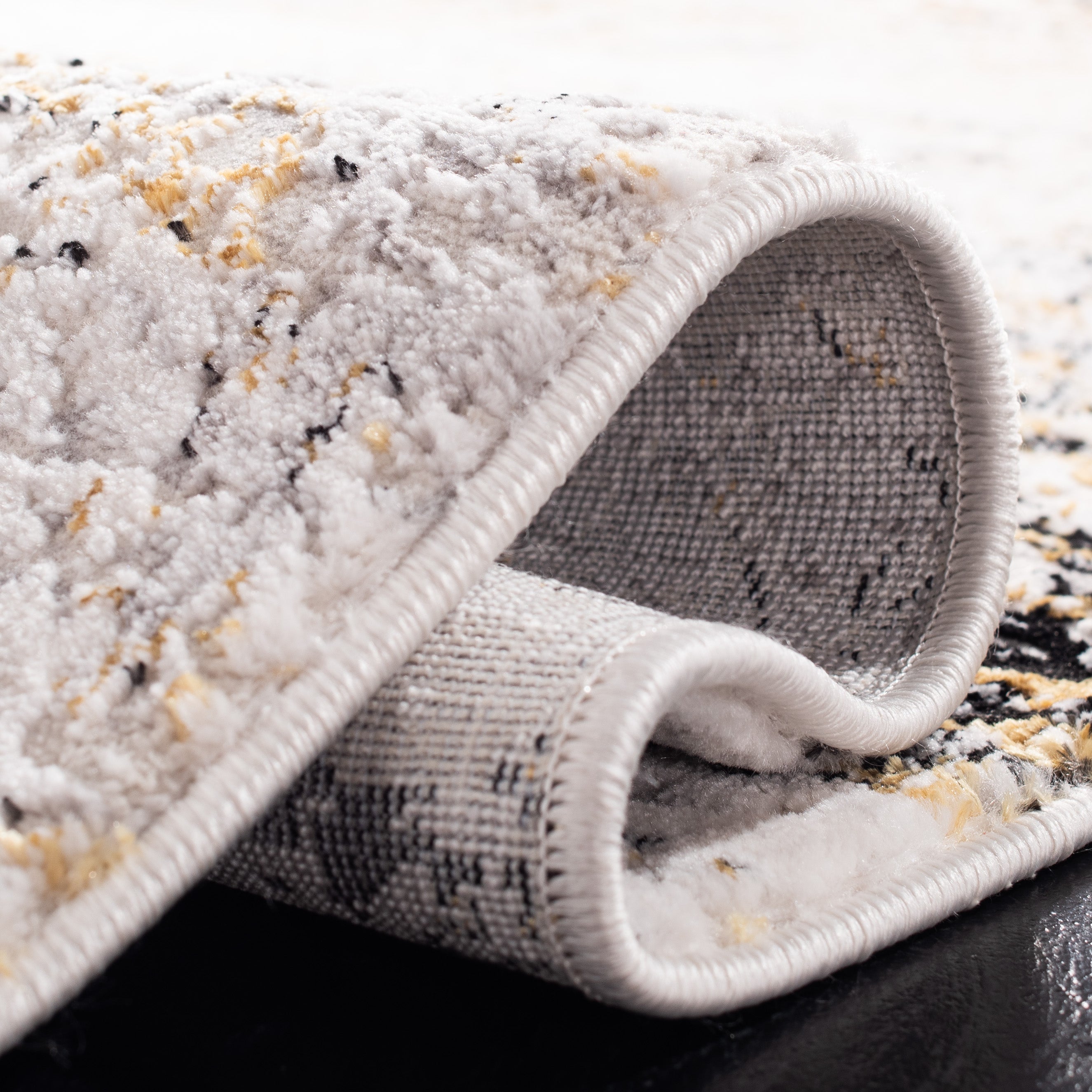 Safavieh Amalfi 572 Rug, Amf572 - Cream / Gold