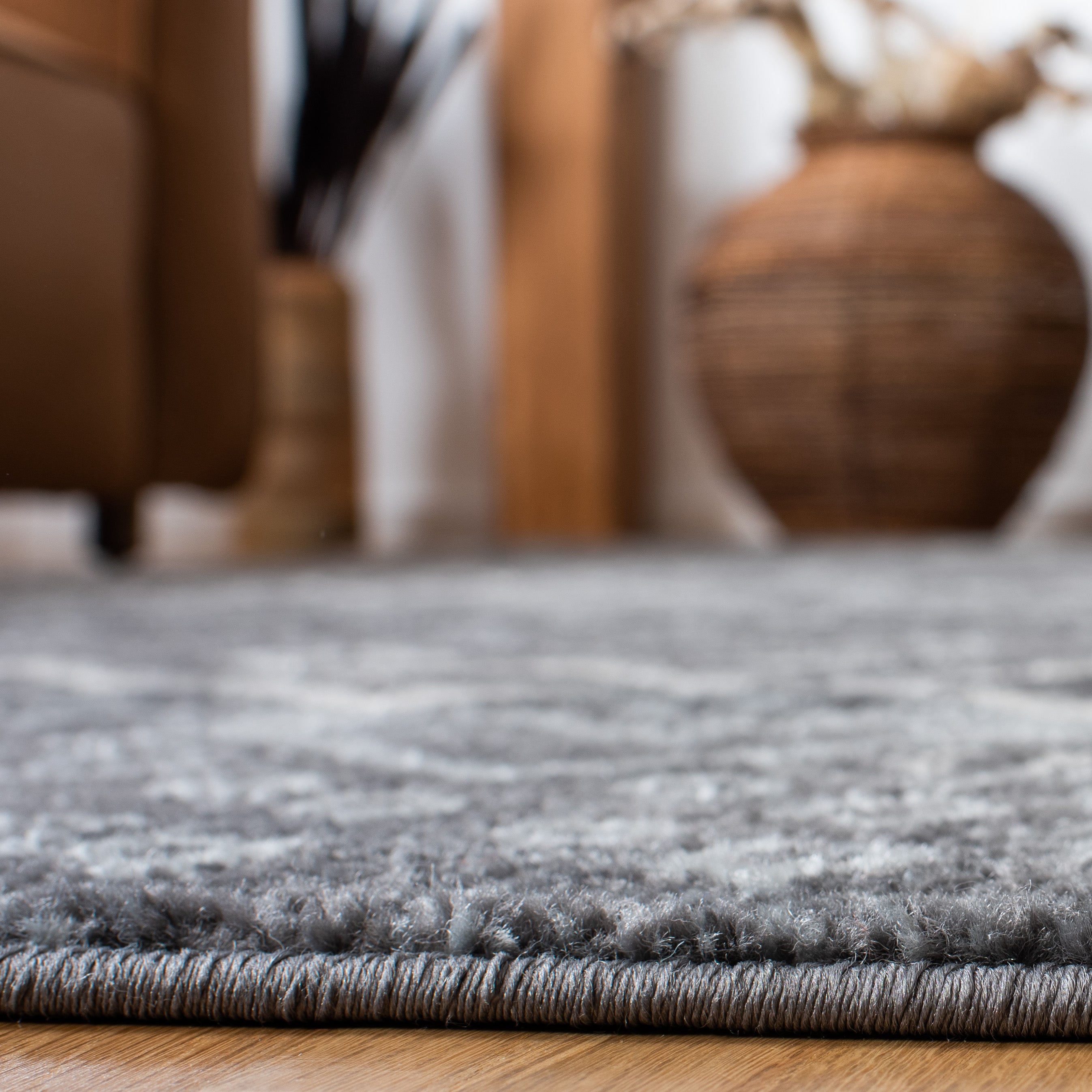 Dark Grey / Light Grey