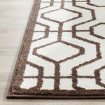 Ivory / Brown