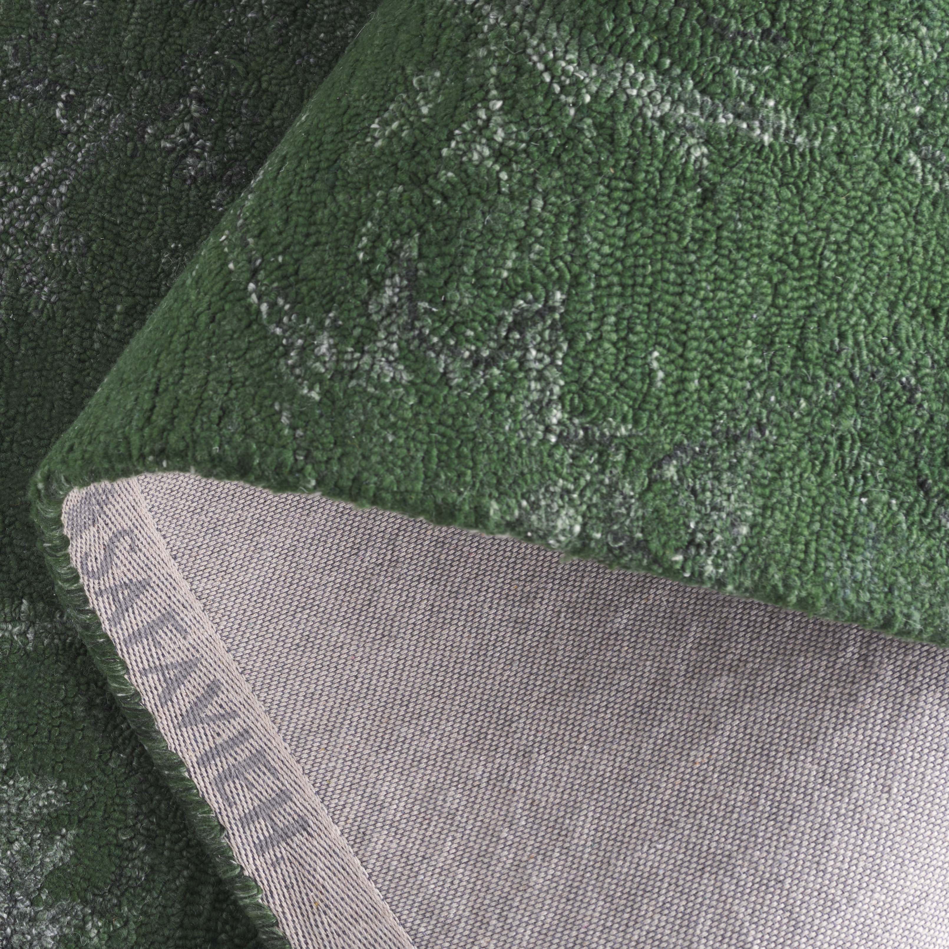DARK GREEN