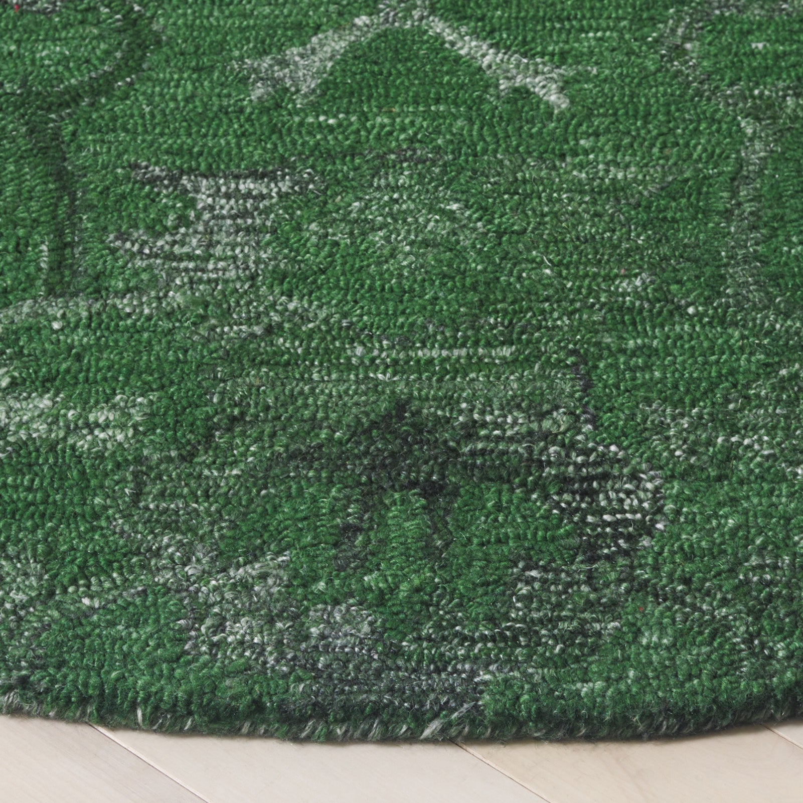 DARK GREEN