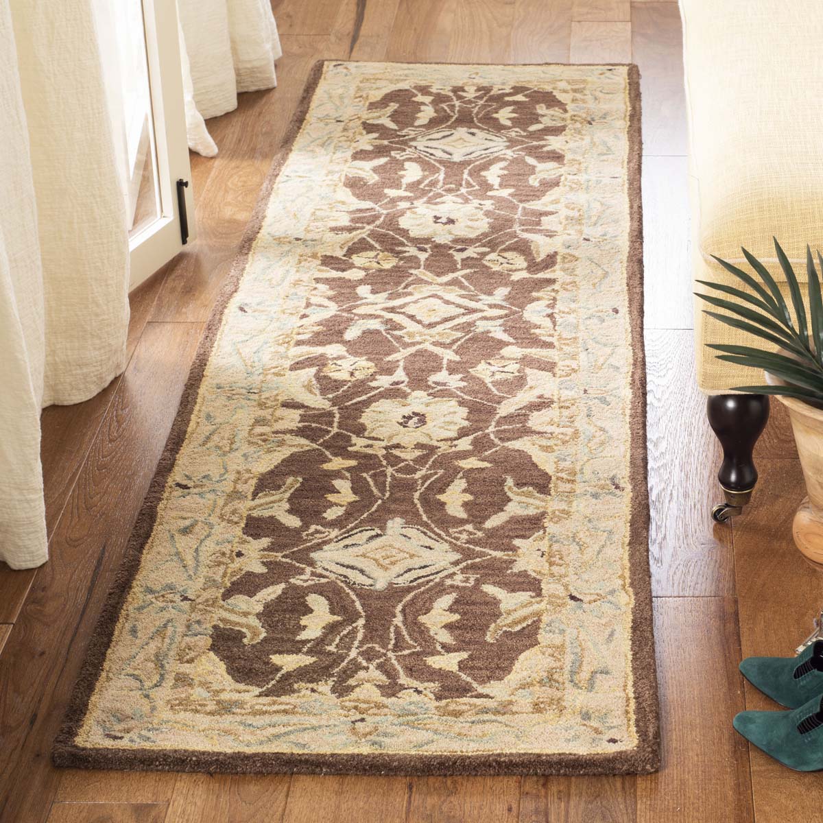 Brown / Tan - Brown / Tan