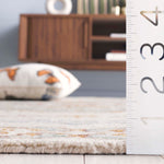 IVORY / LIGHT GREY