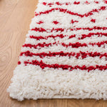 Safavieh Arizona Shag 741 Rug, Red, ASG741 - Ivory / Red