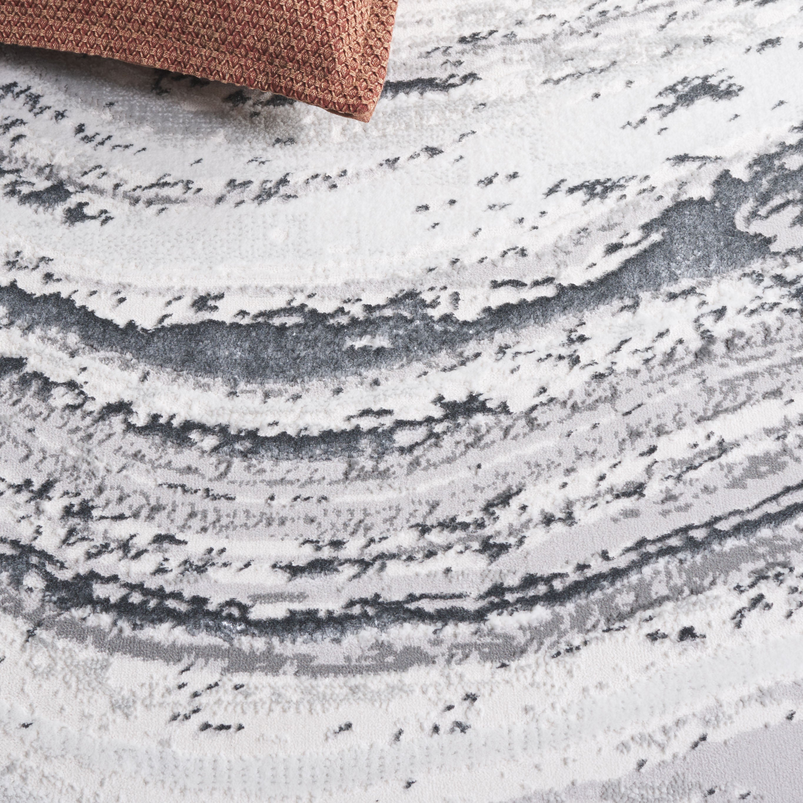 AURA 204 – IVORY / DARK GREY