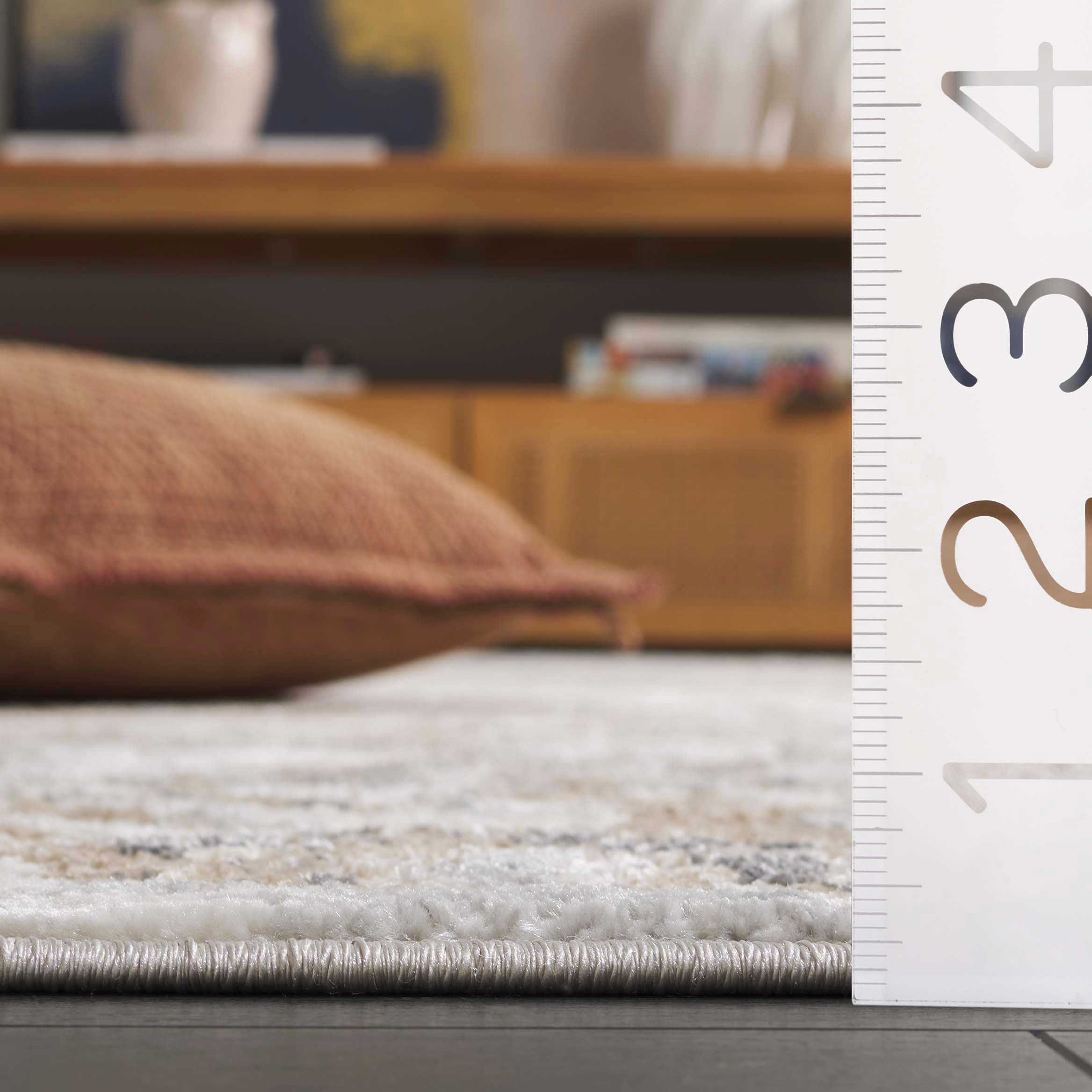 AURA 206 – BEIGE / GREY IVORY