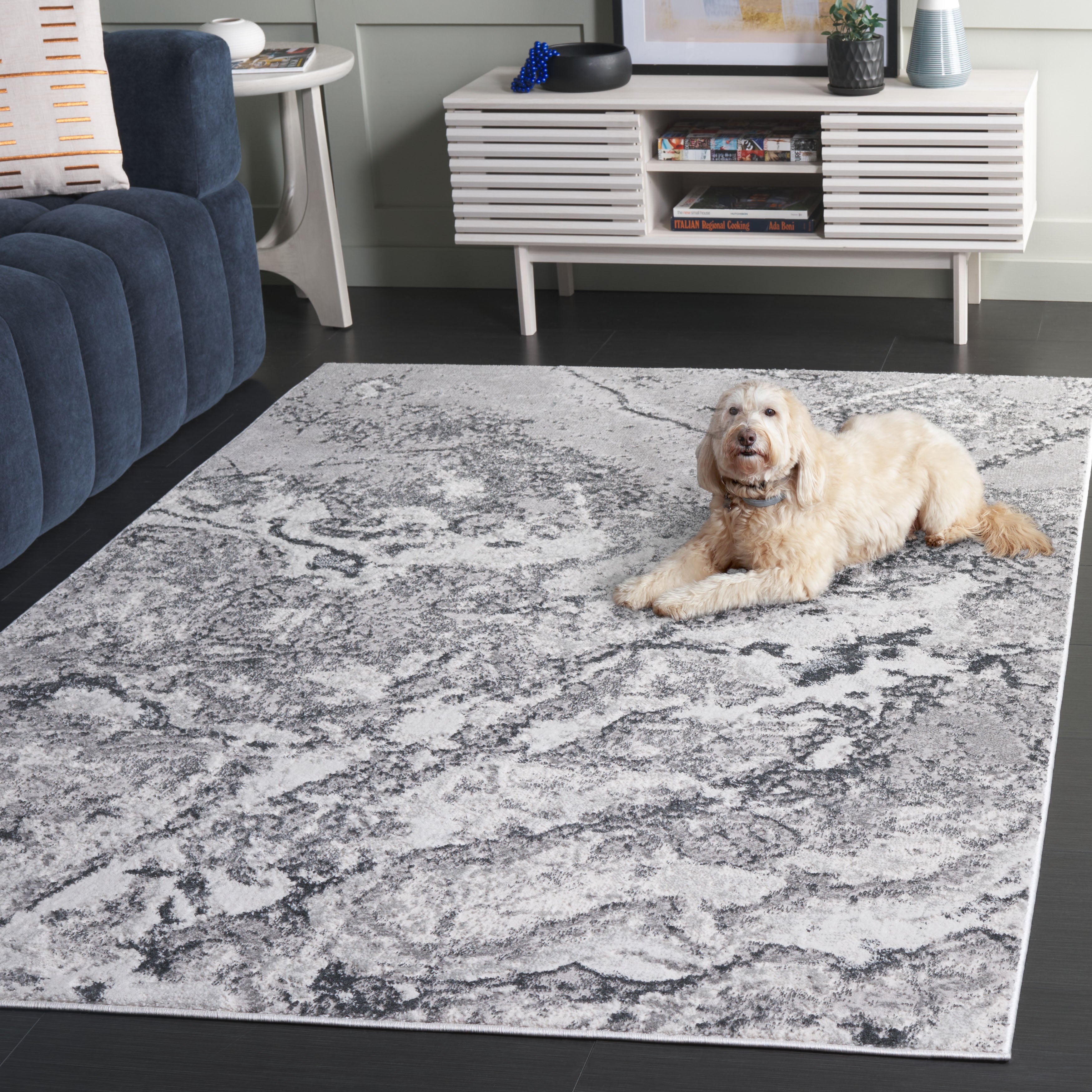 AURA 206 – GREY / IVORY