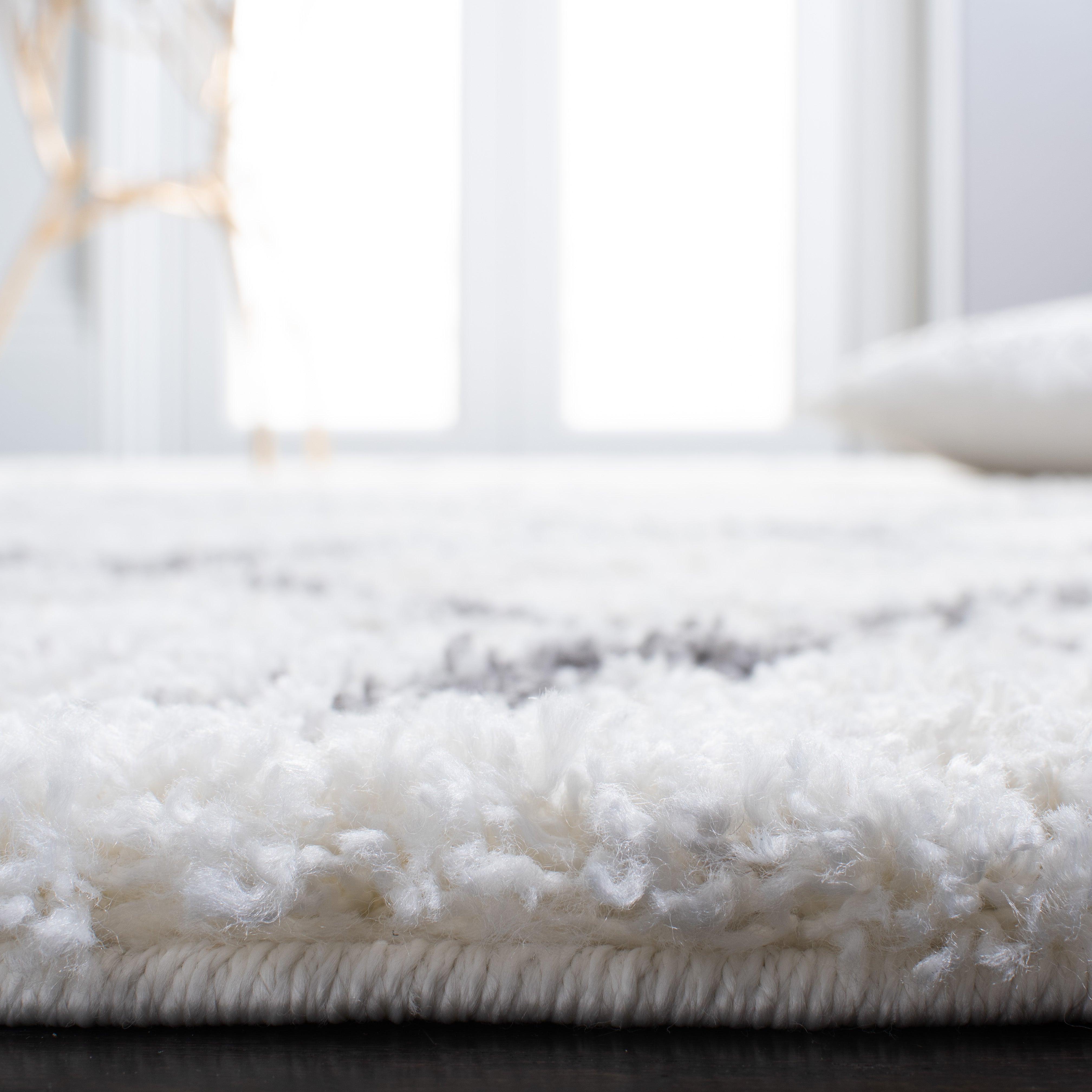 BERBER SHAG 162 – CREAM / LIGHT GREY