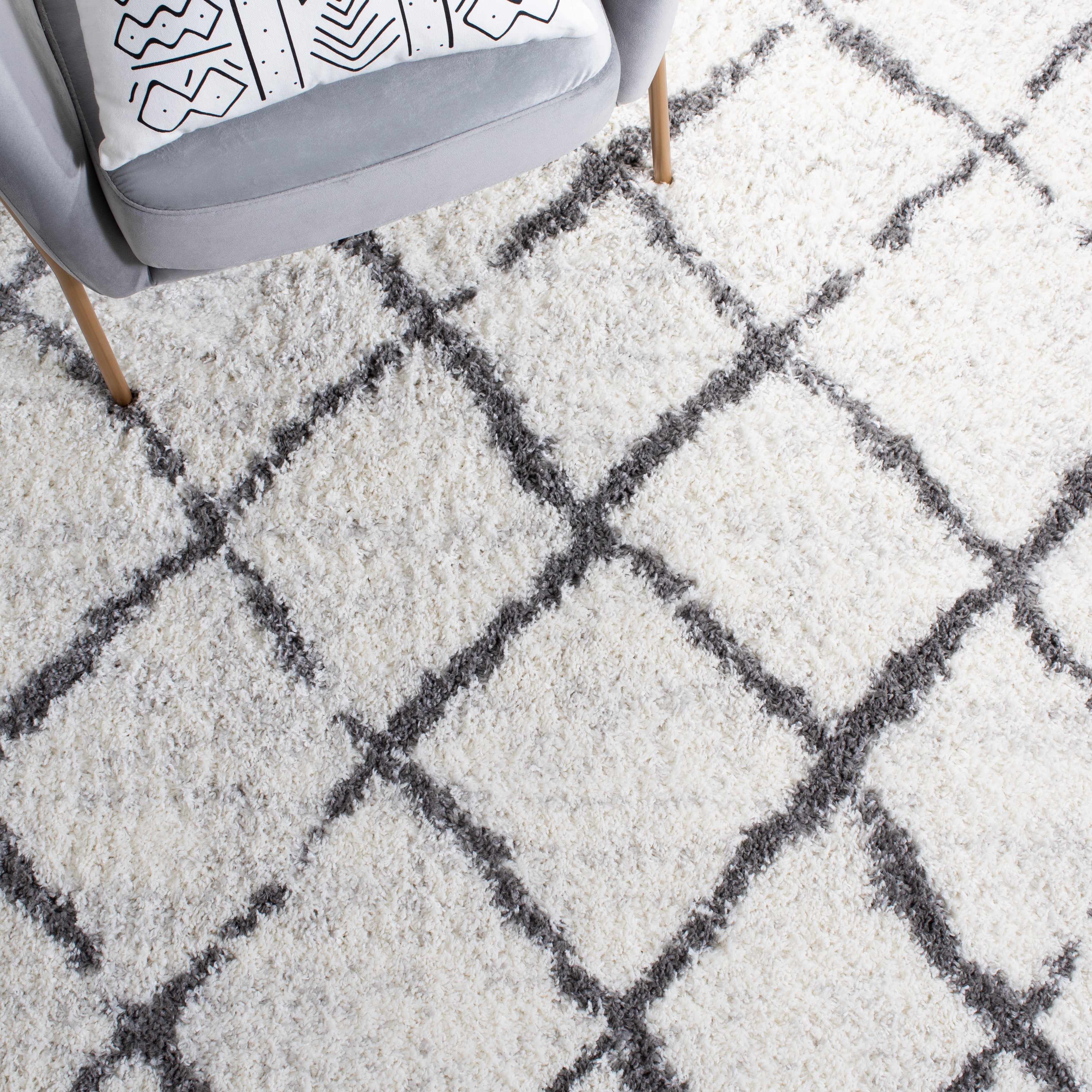 BERBER SHAG 162 – CREAM / LIGHT GREY