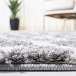 BERBER SHAG 163 – LIGHT GREY / CREAM