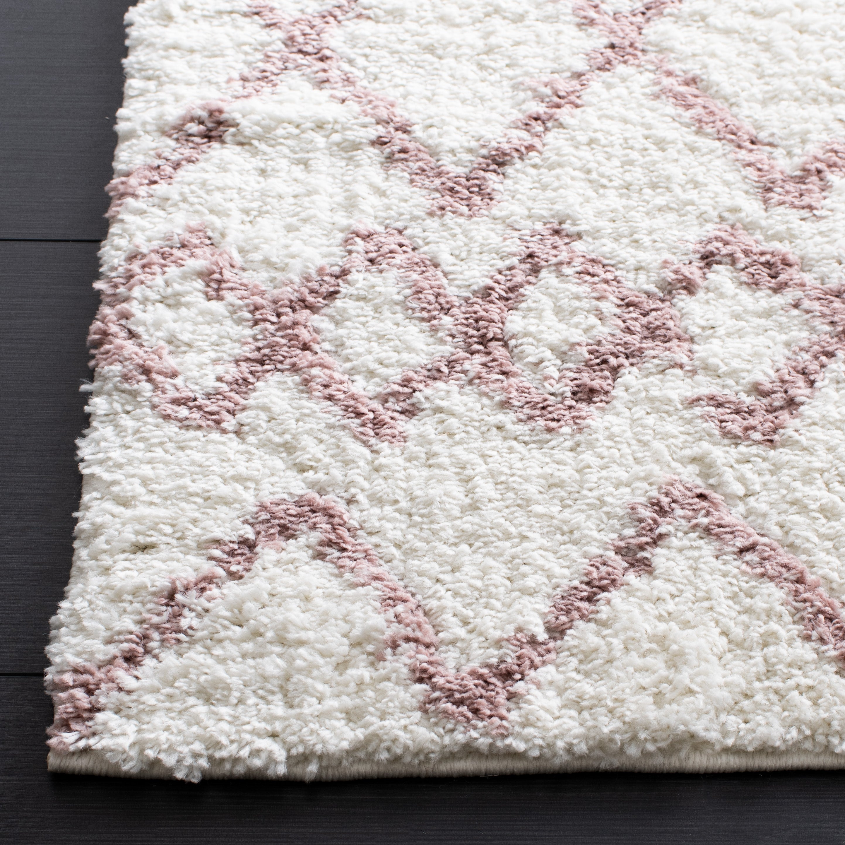BERBER SHAG 165 – IVORY / LIGHT ROSE