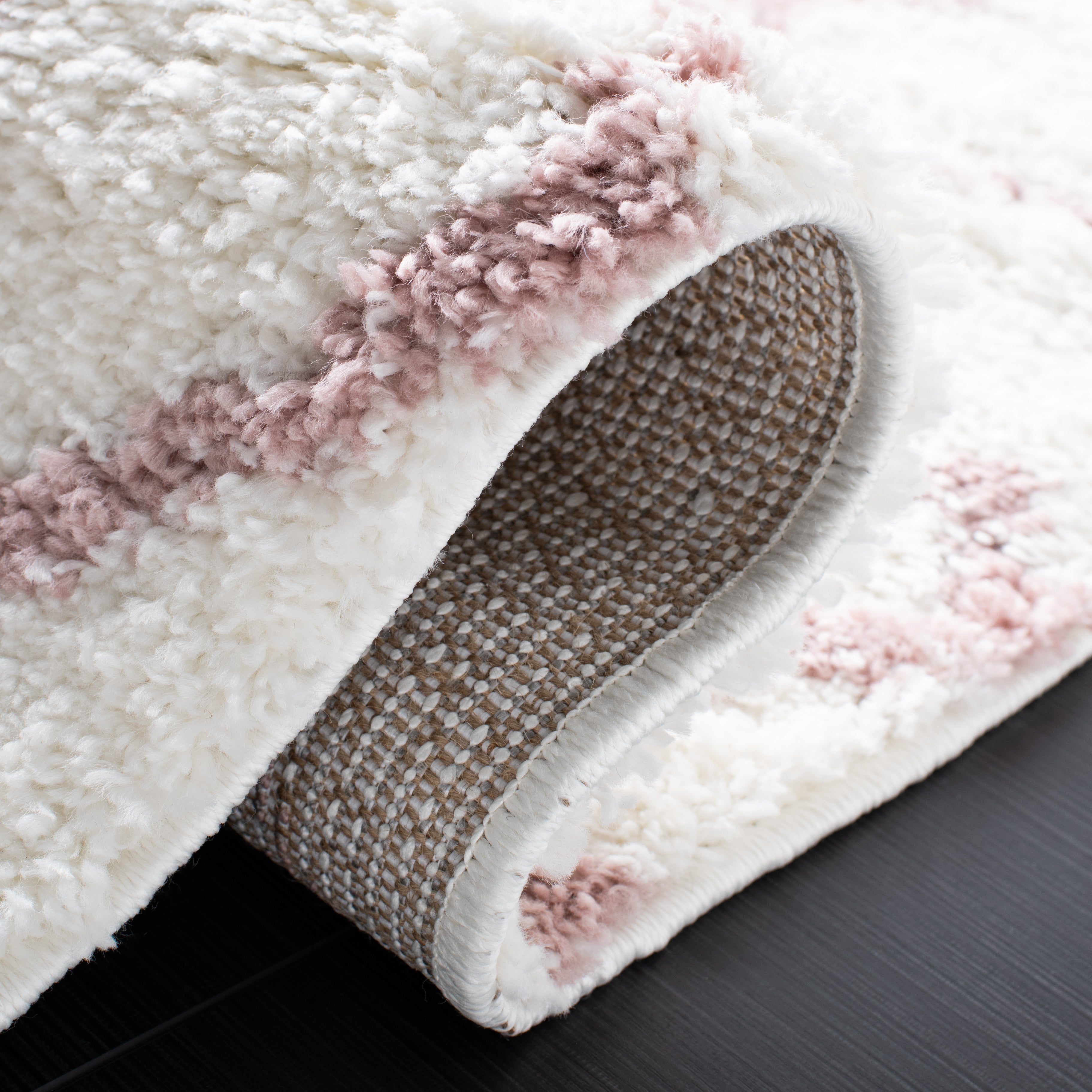 BERBER SHAG 165 – IVORY / LIGHT ROSE