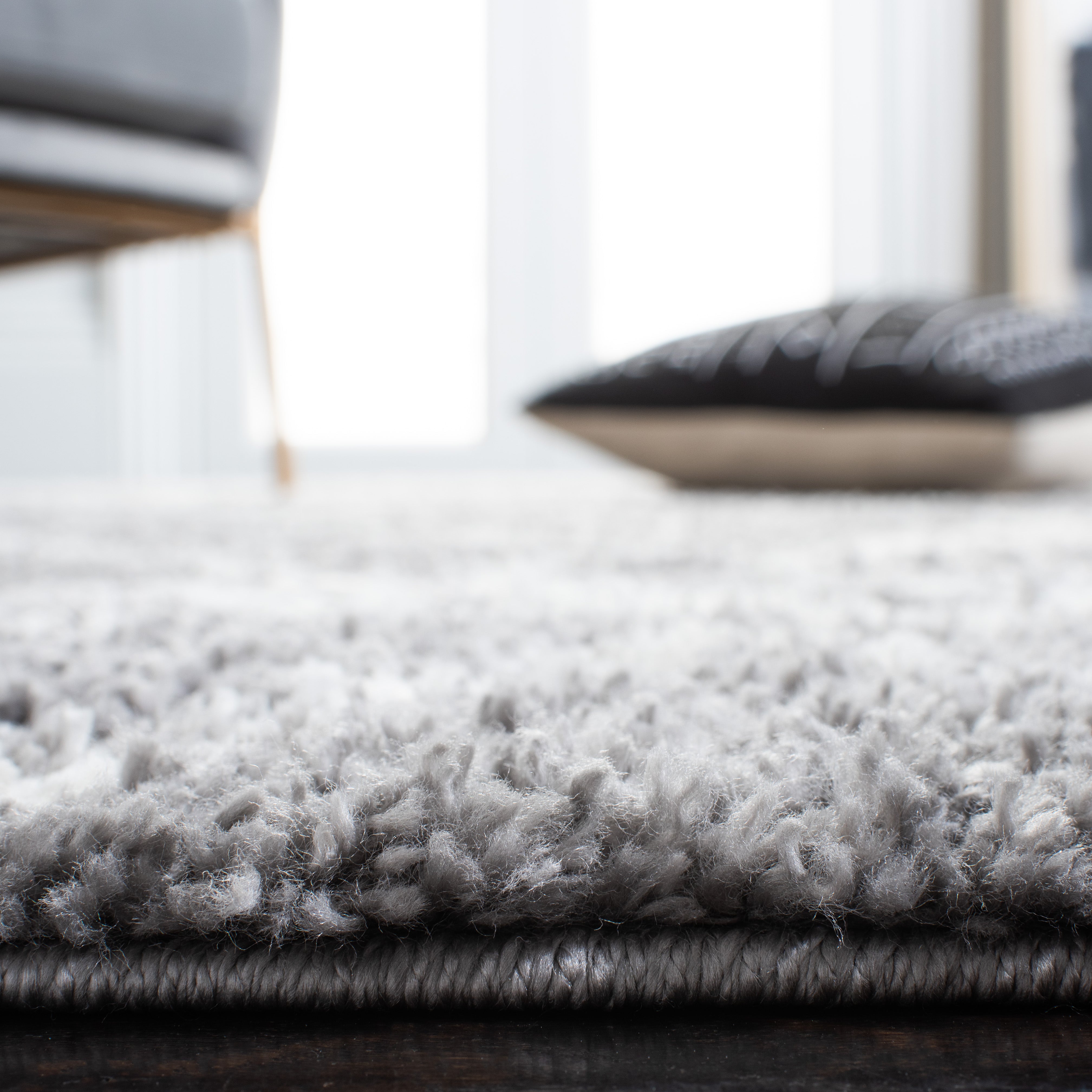 BERBER SHAG 165 – LIGHT GREY / CREAM