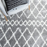 BERBER SHAG 165 – LIGHT GREY / CREAM