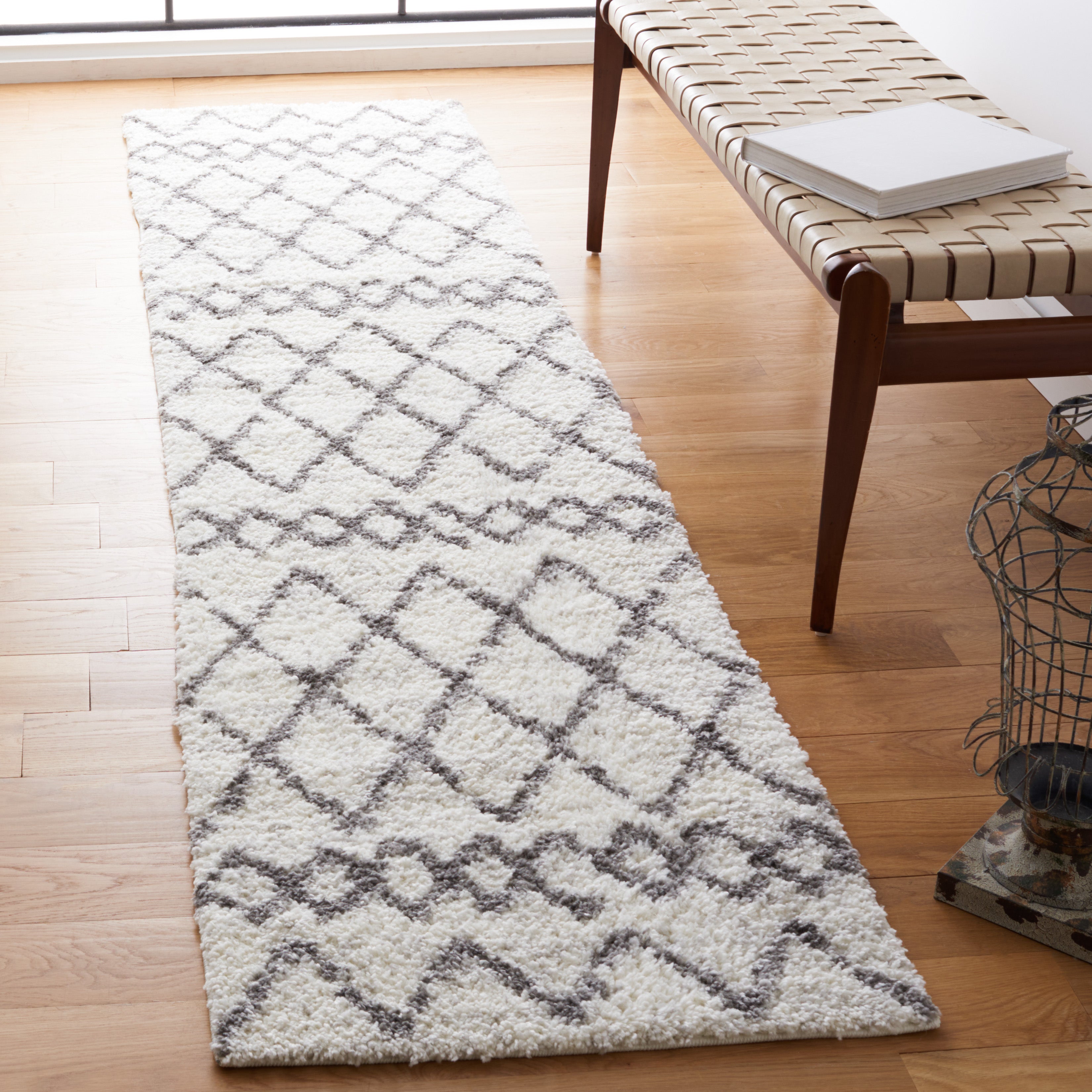 BERBER SHAG 194 – IVORY / GREY