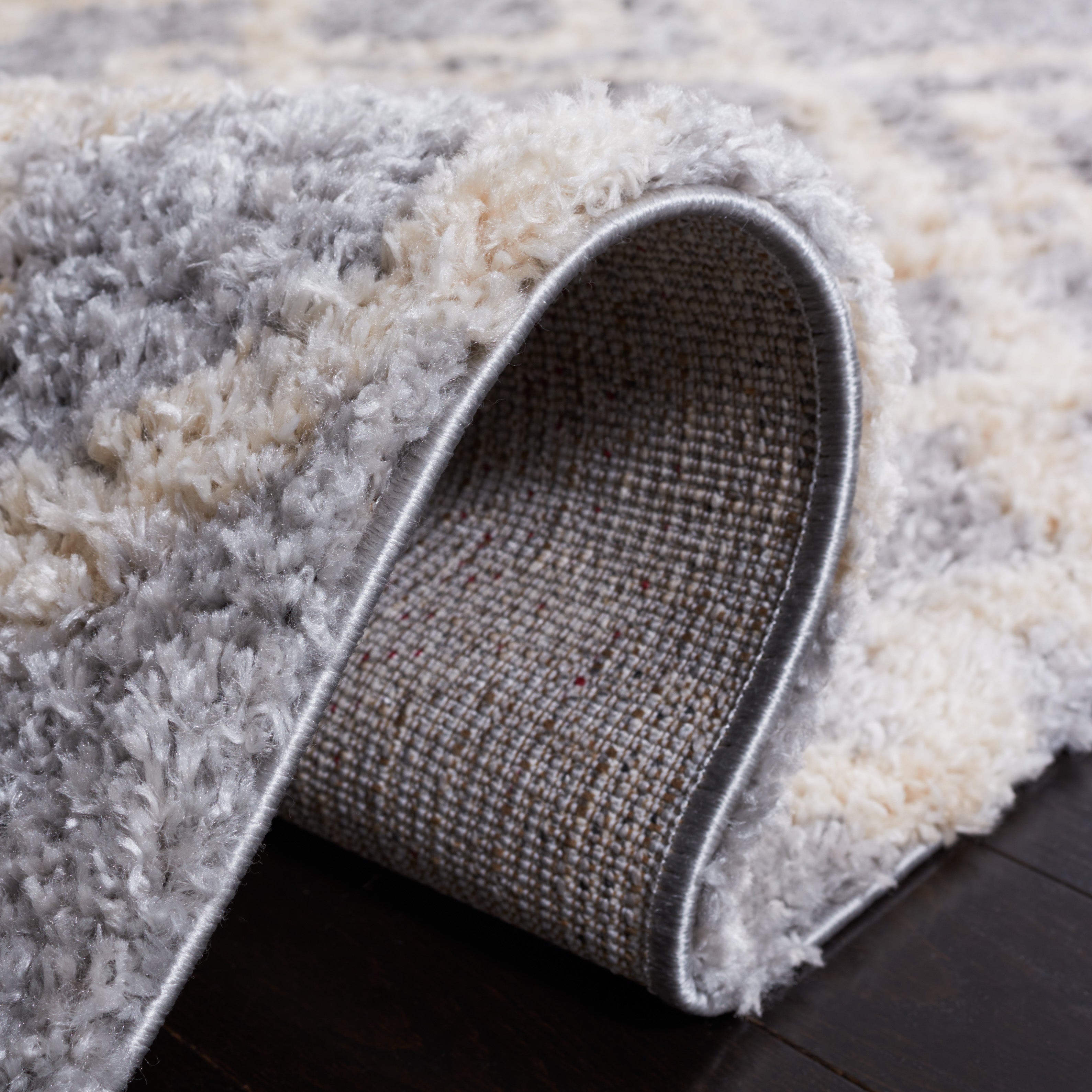 BERBER SHAG 213 – GREY / CREAM