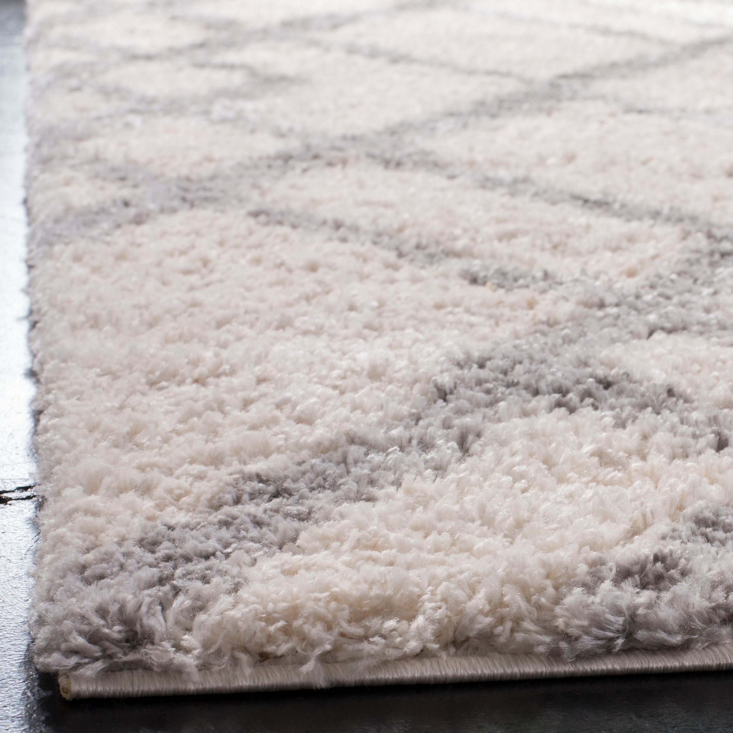 BERBER SHAG 214 – CREAM / GREY