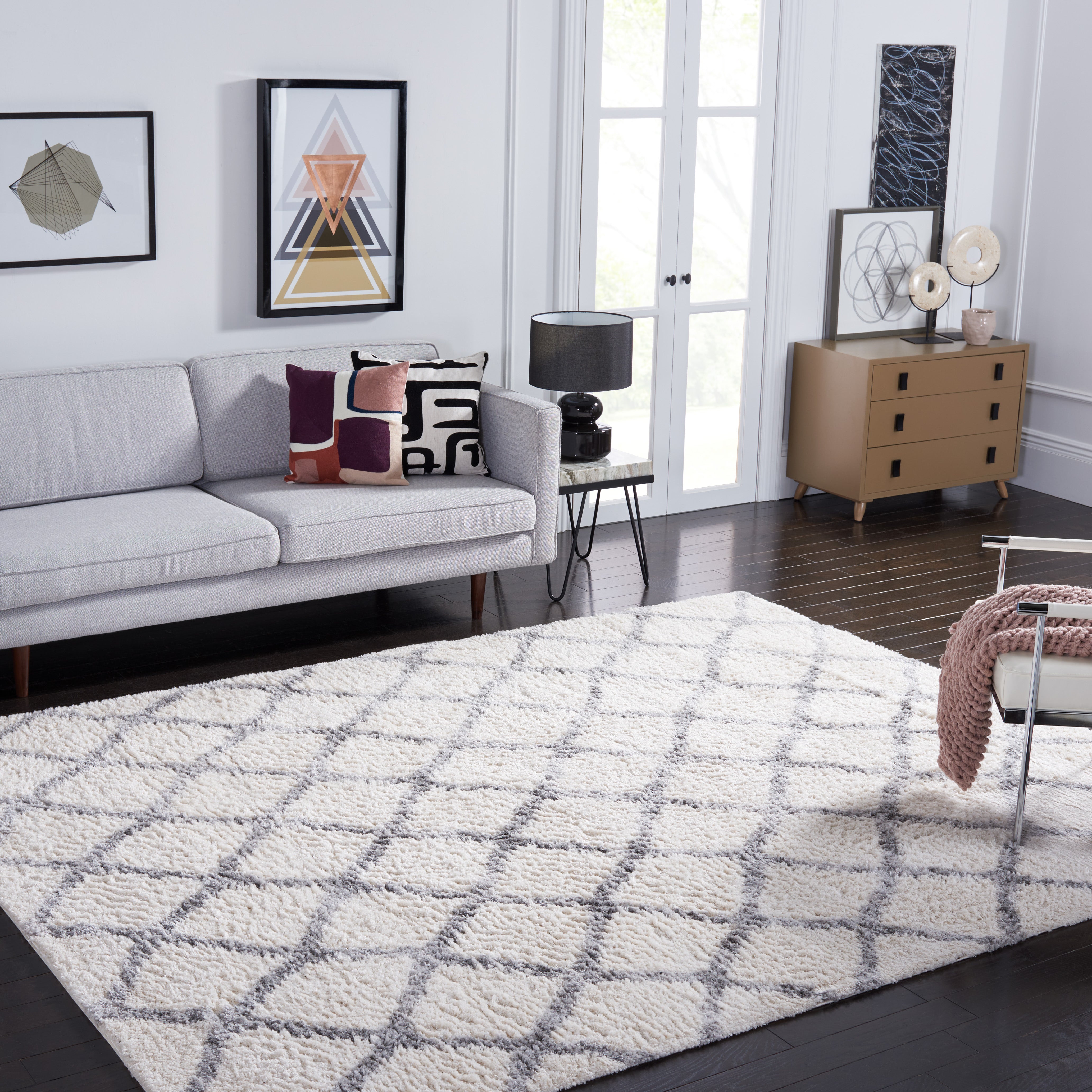 BERBER SHAG 215 – IVORY / GREY