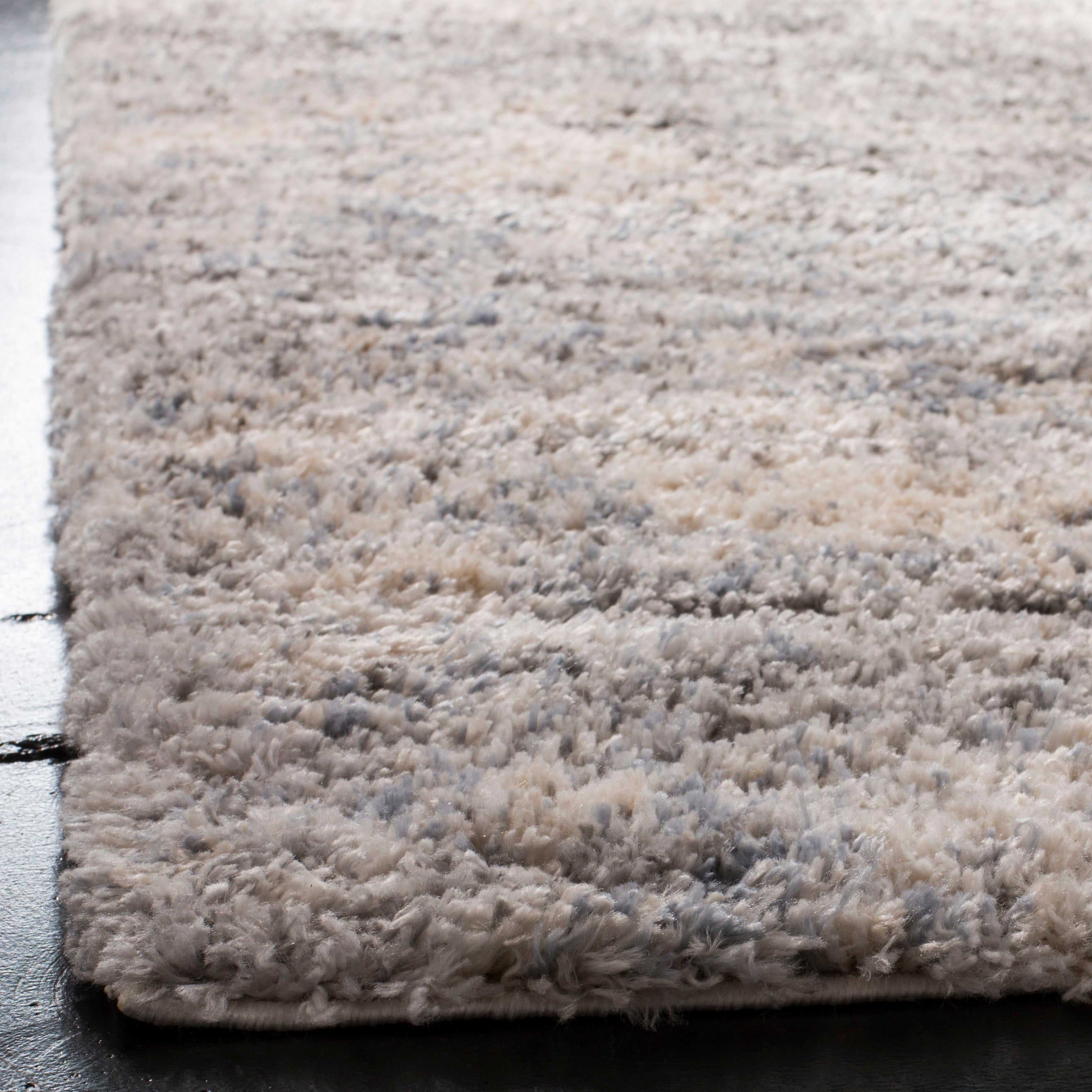 BERBER SHAG 219 – GREY BLUE / CREAM