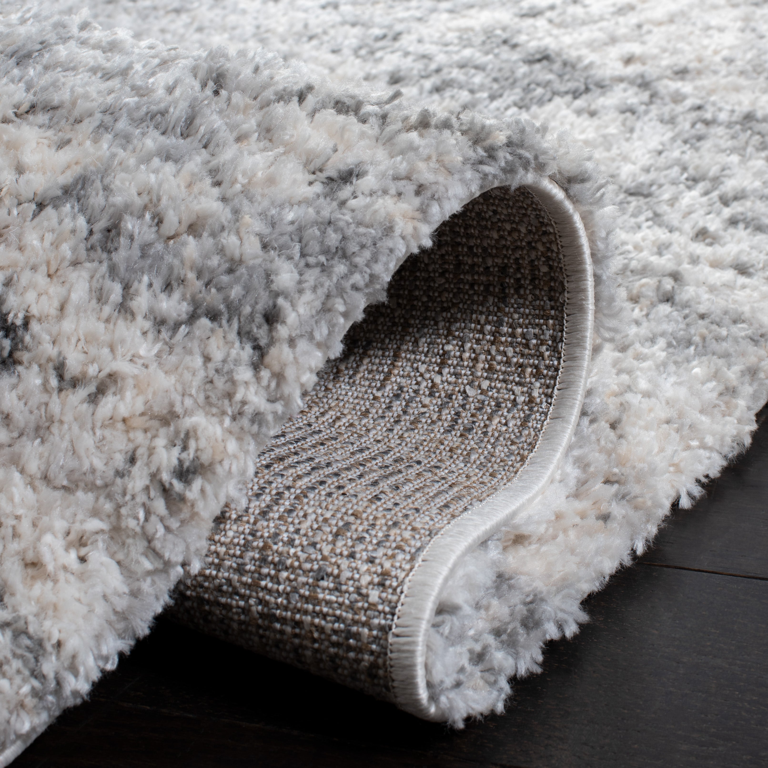 BERBER SHAG 272 – IVORY / GREY