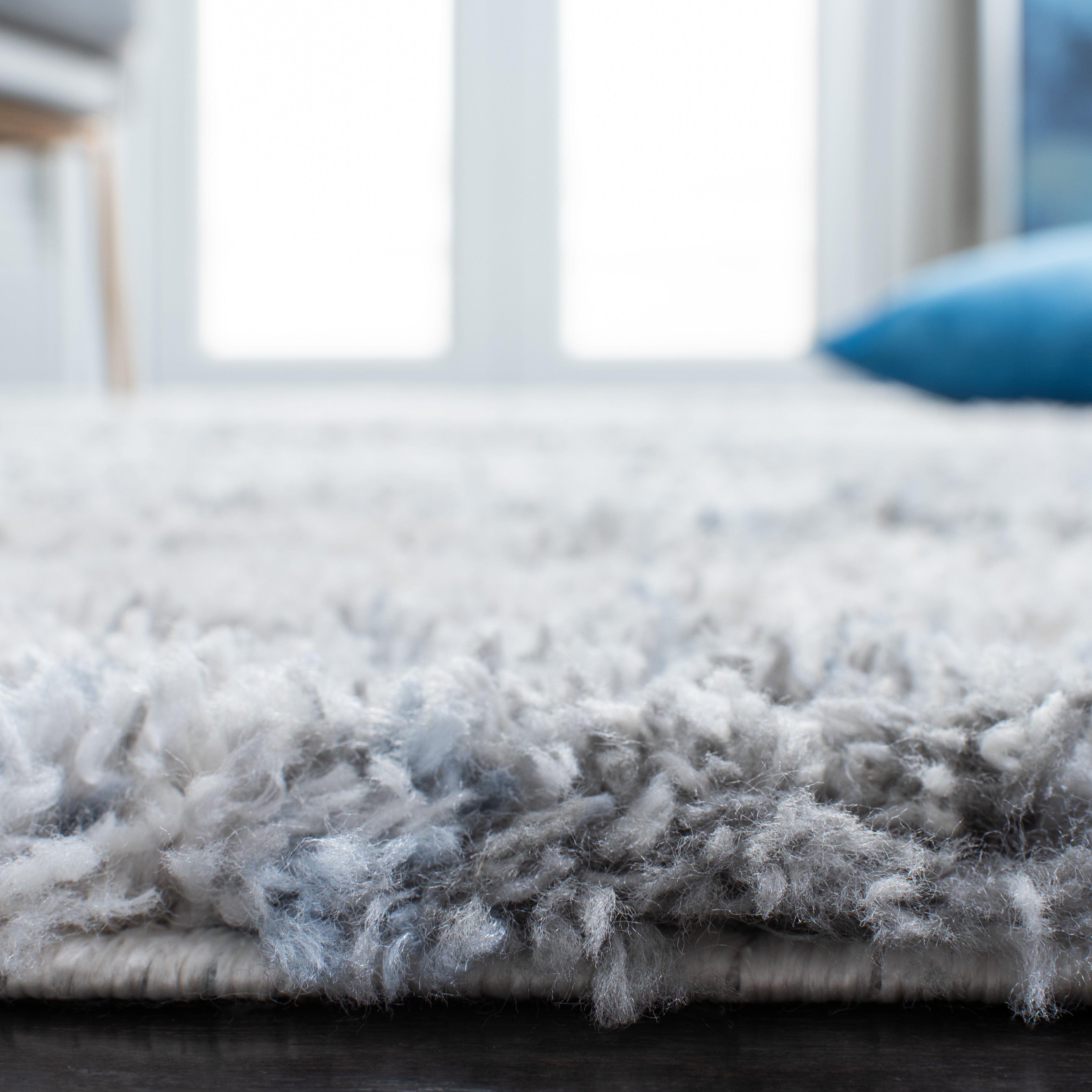 BERBER SHAG 273 – IVORY / GREY