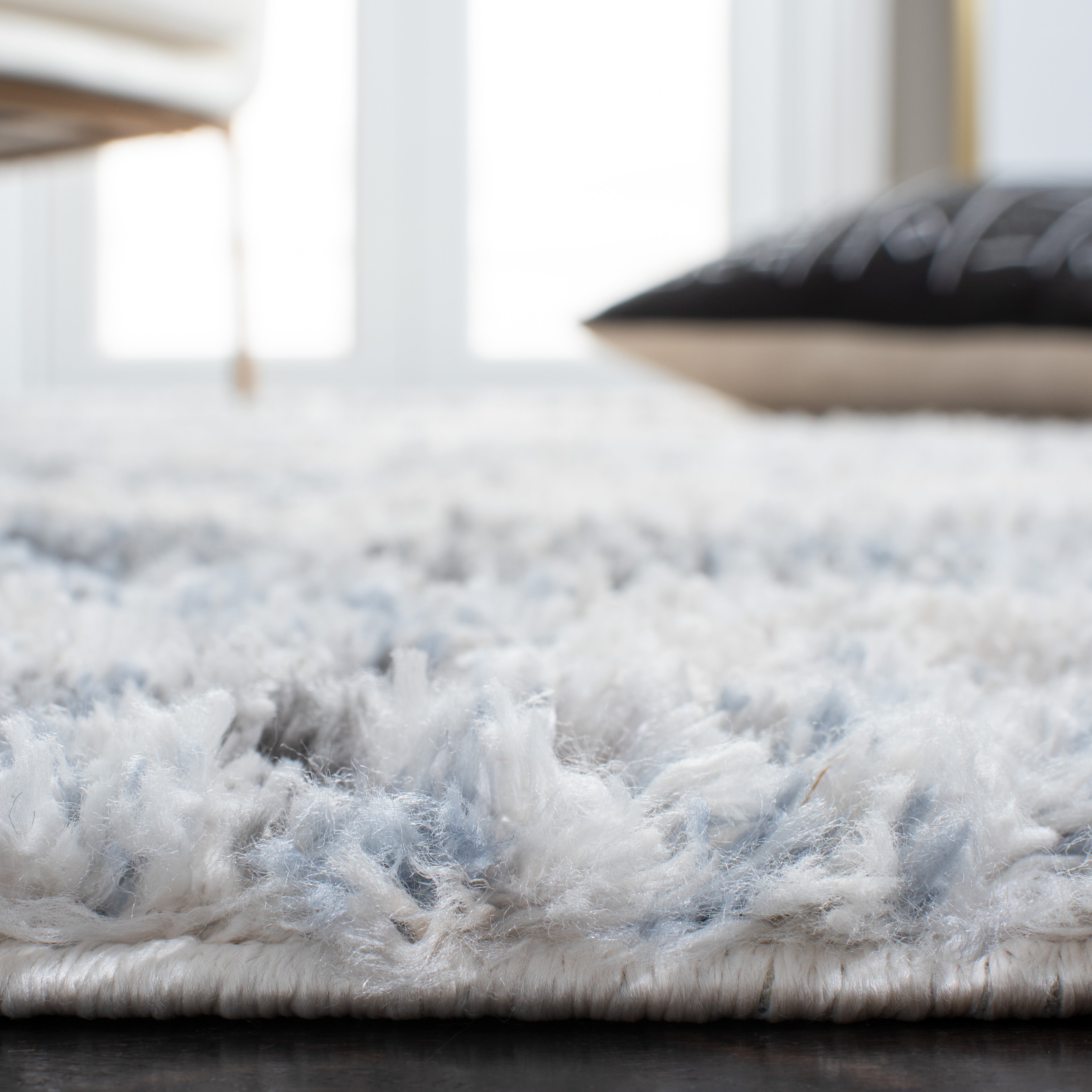 BERBER SHAG 276 – IVORY / CHARCOAL