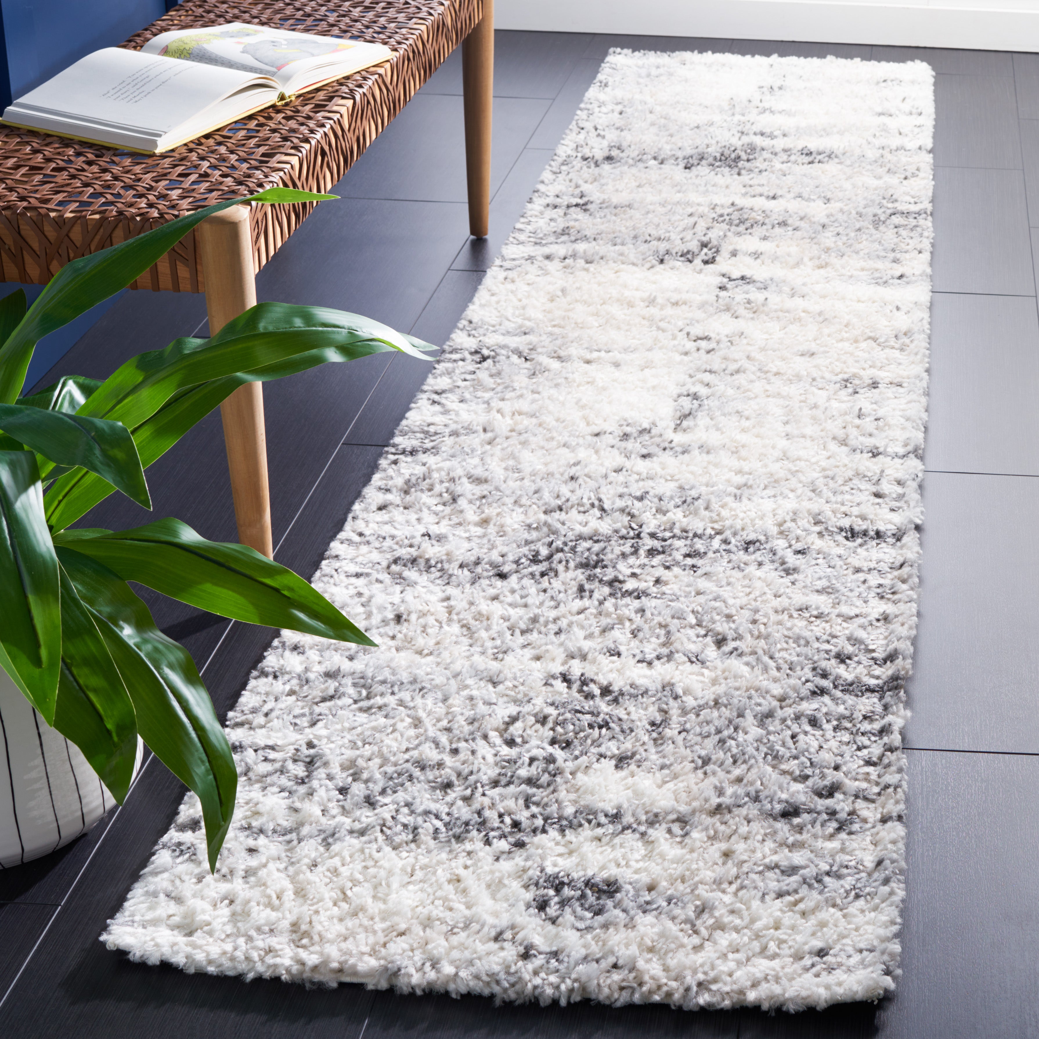 BERBER SHAG 404 – GREY / IVORY
