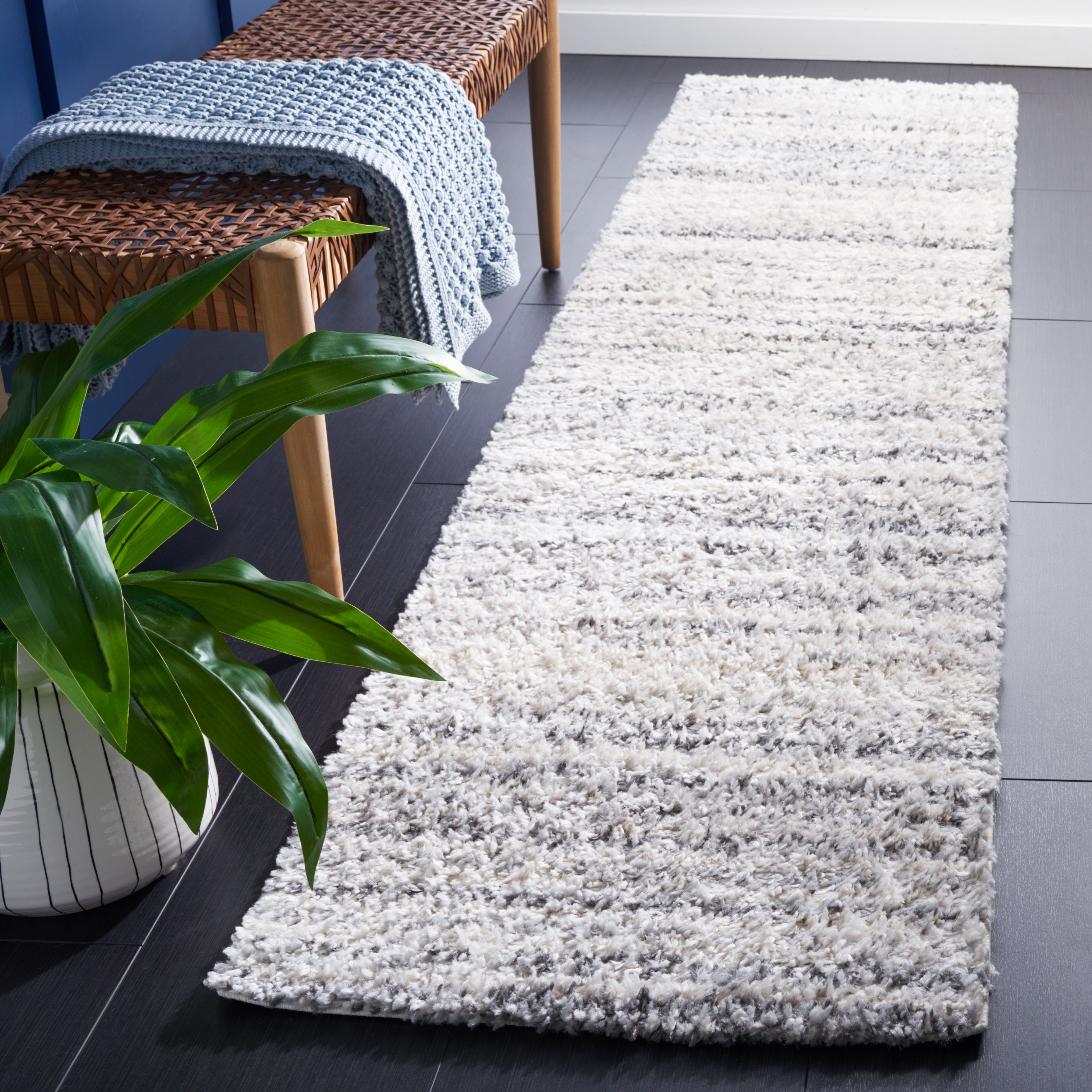 BERBER SHAG 406 – GREY / IVORY