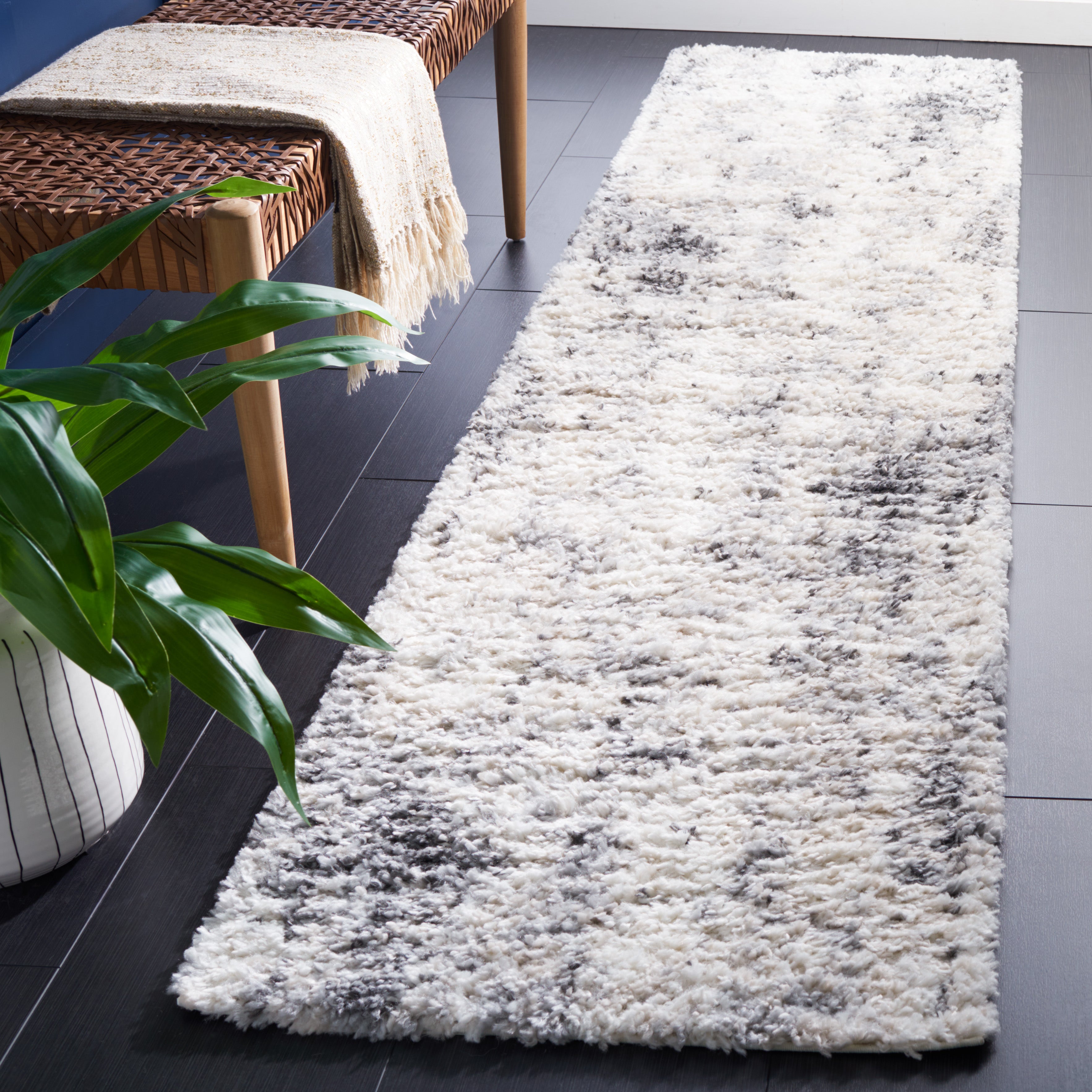 BERBER SHAG 408 – IVORY / GREY