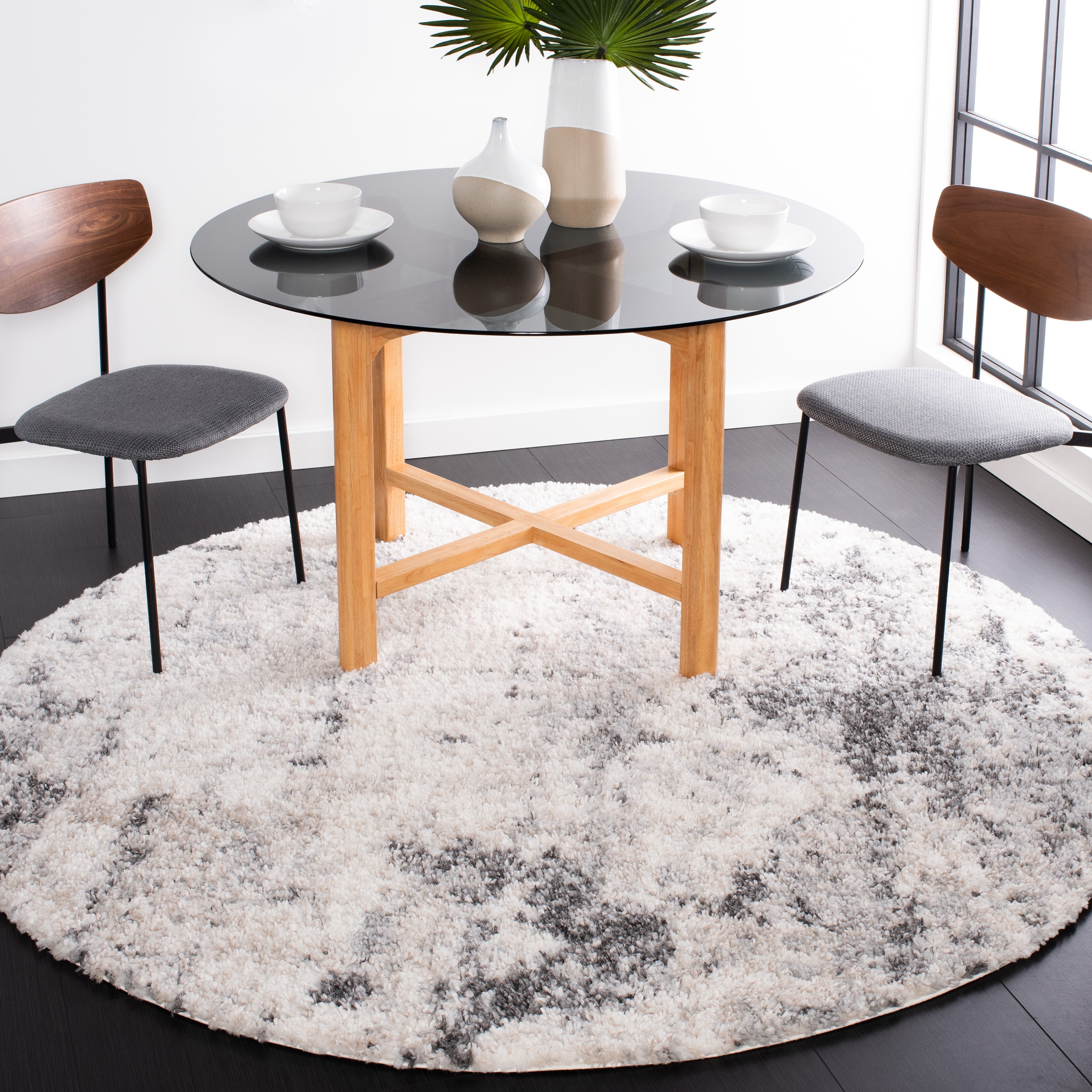 BERBER SHAG 408 – IVORY / GREY