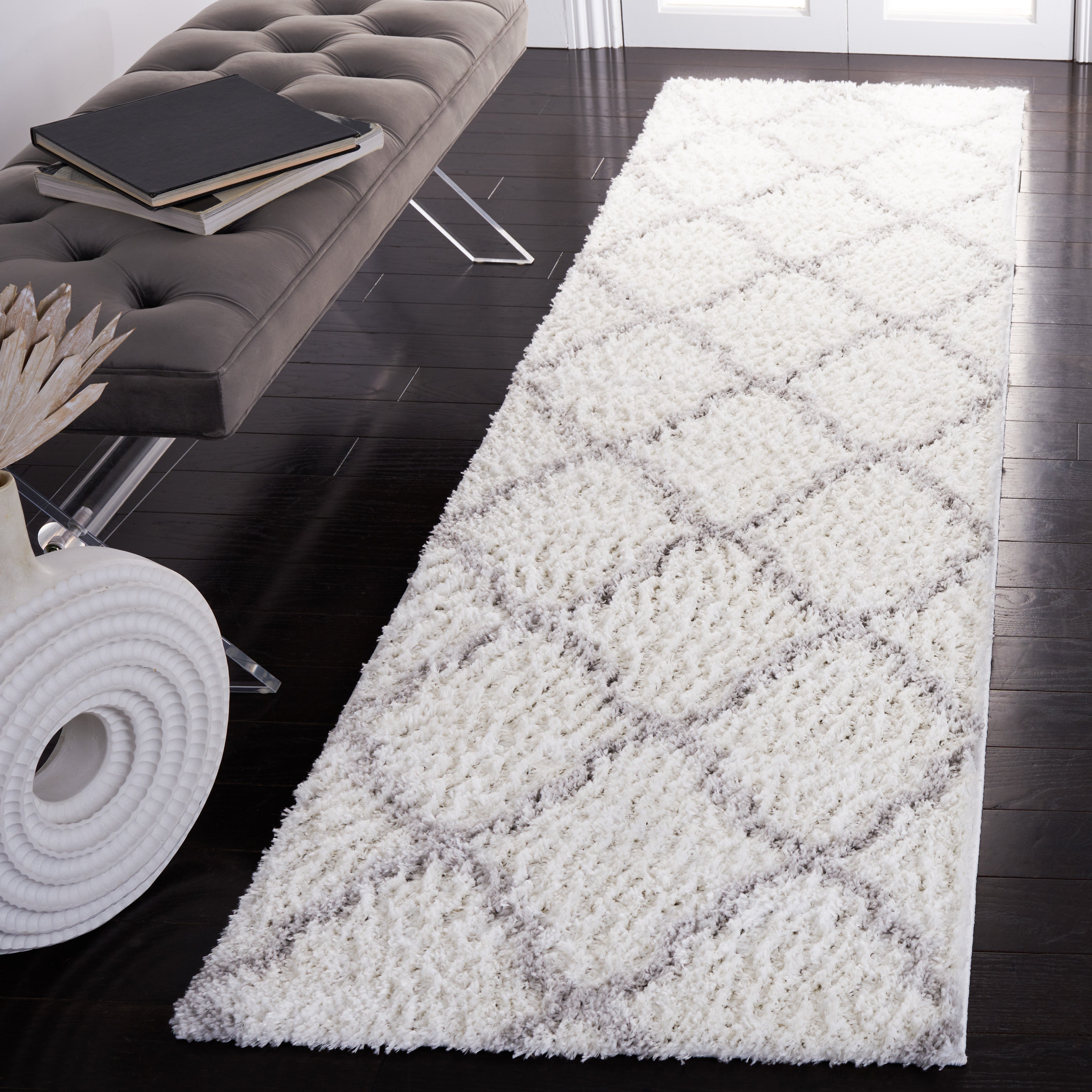 BERBER SHAG 537 – IVORY / LIGHT GREY