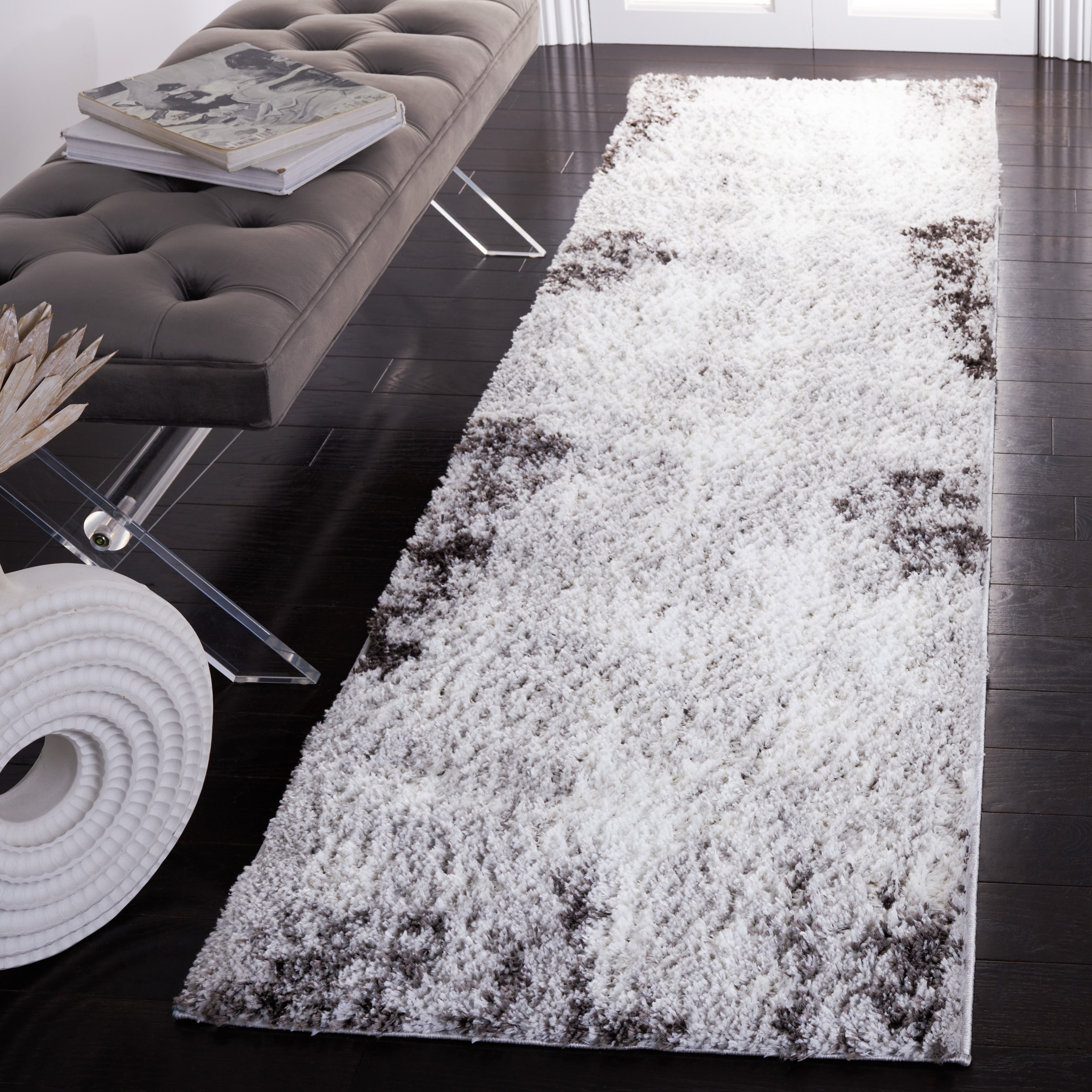 BERBER SHAG 555 – LIGHT GREY / DARK GREY