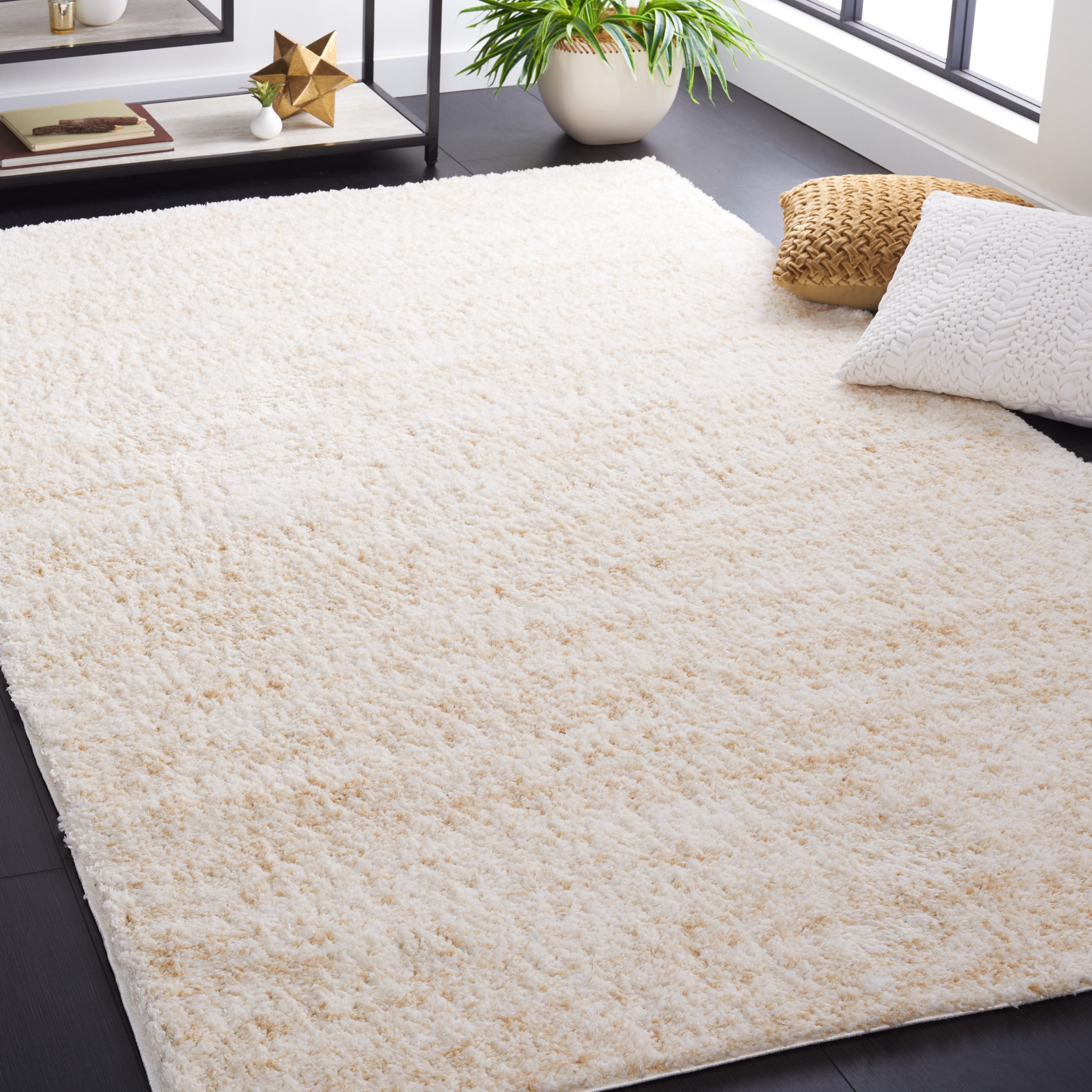 IVORY / BEIGE