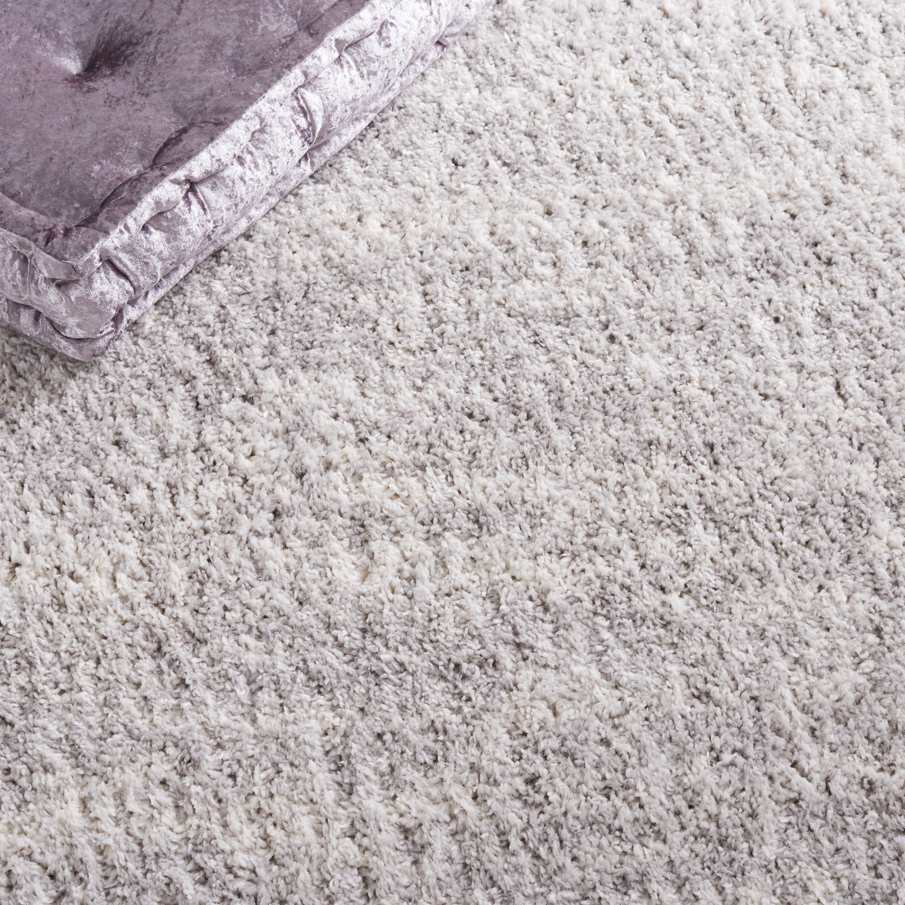 BERBER SHAG 563 – GREY / IVORY