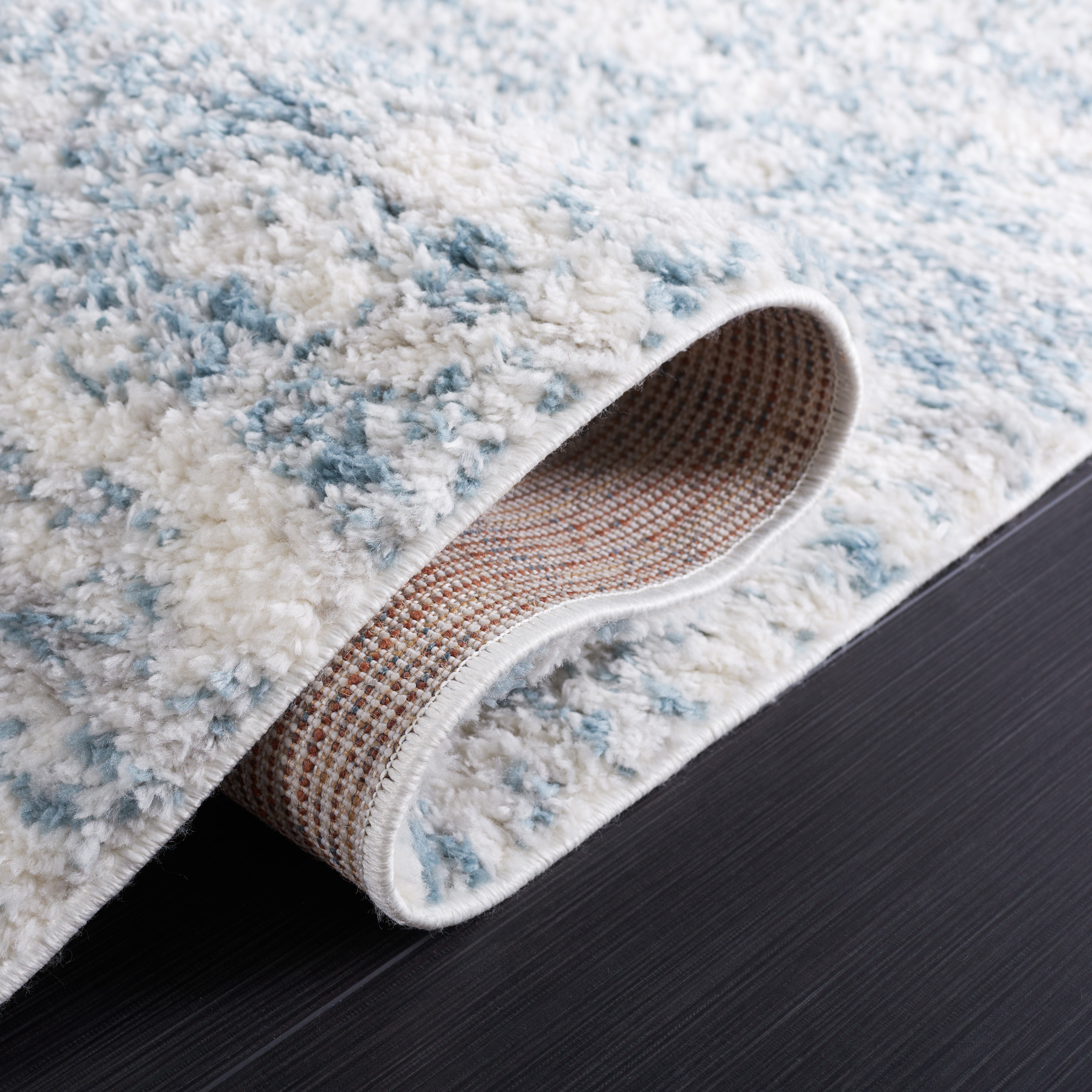 BERBER SHAG 563 – IVORY / LIGHT AQUA