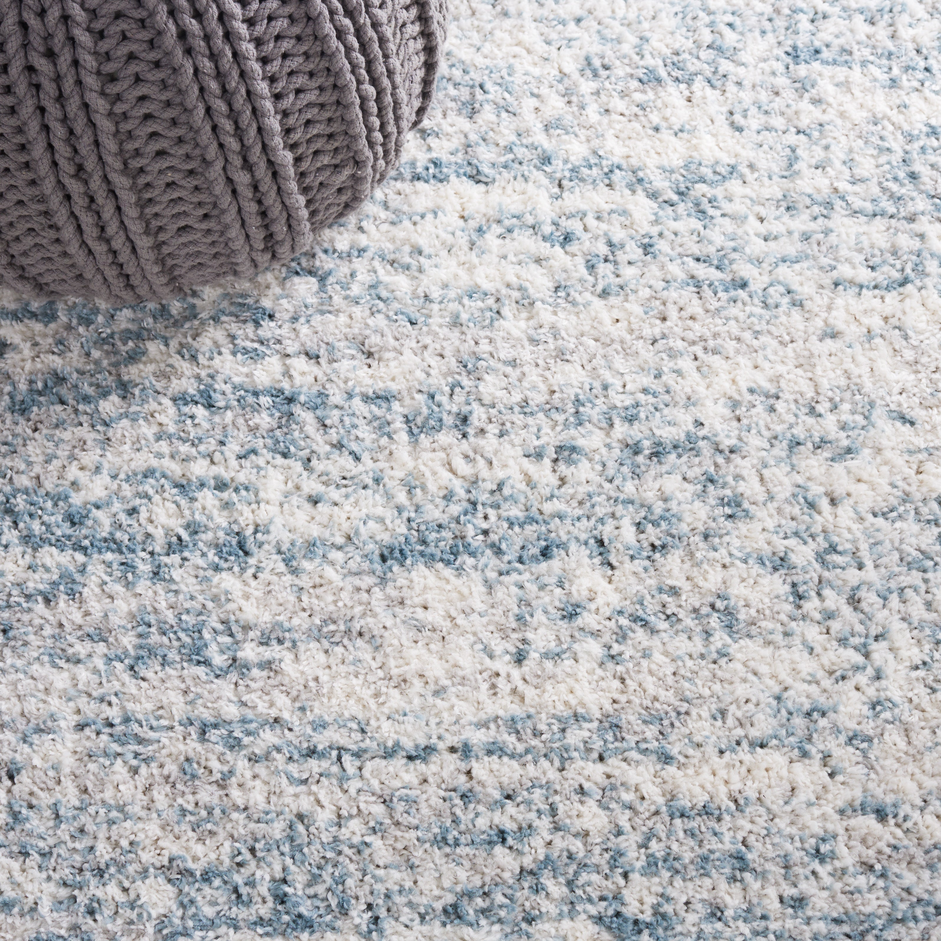 BERBER SHAG 563 – IVORY / LIGHT AQUA