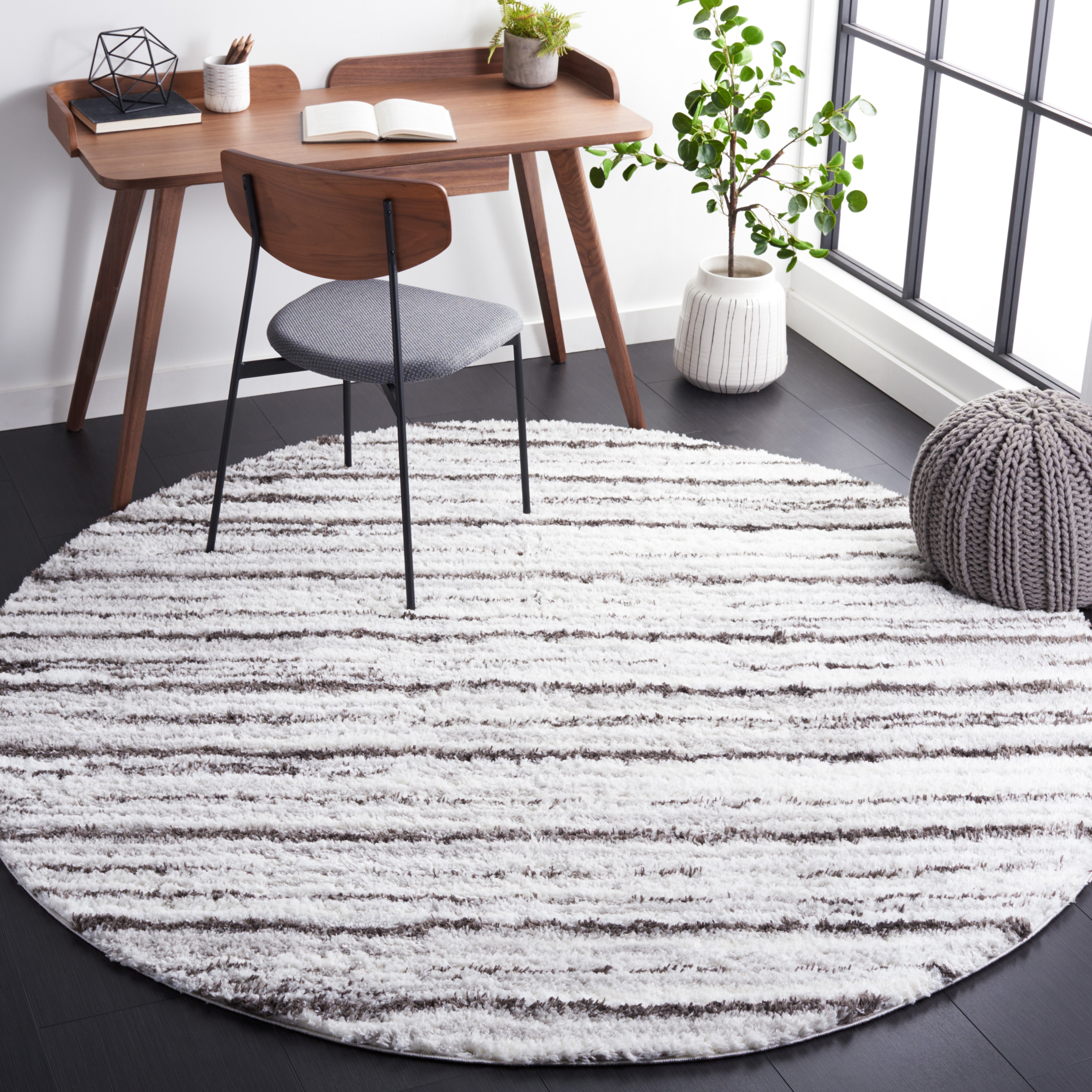 BERBER SHAG 565 – GREY / DARK GREY