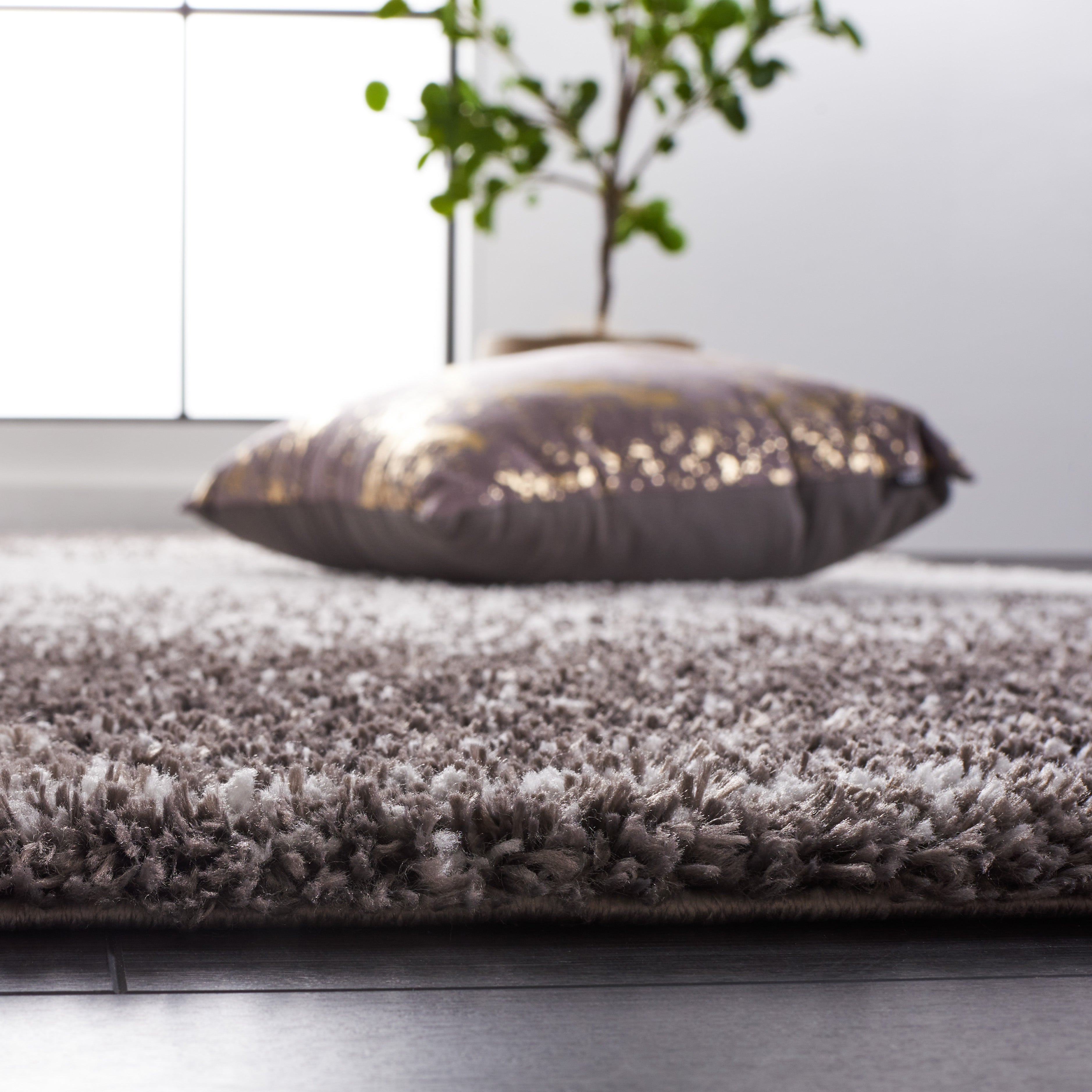 BERBER SHAG 571 – GREY / DARK GREY