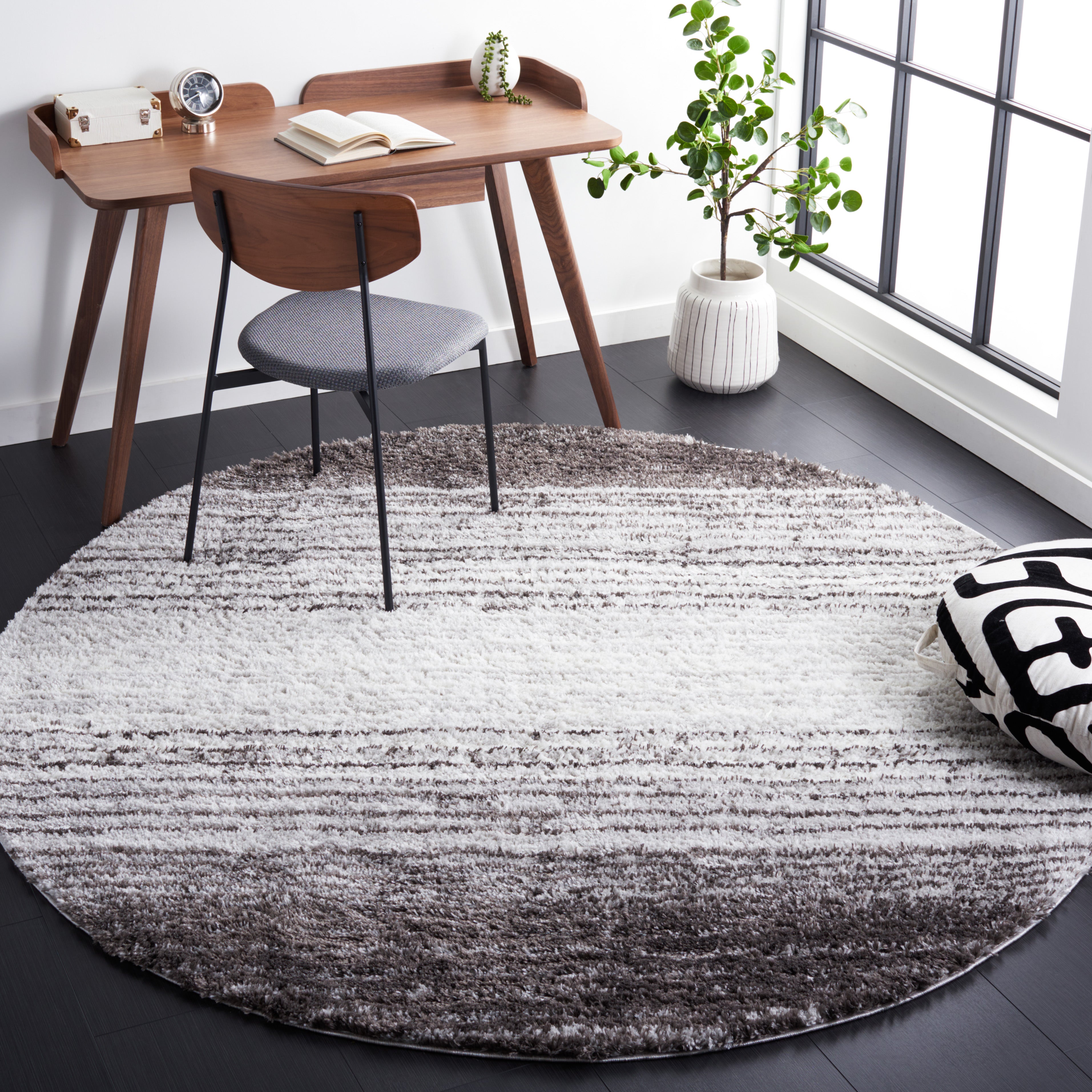 BERBER SHAG 571 – GREY / DARK GREY