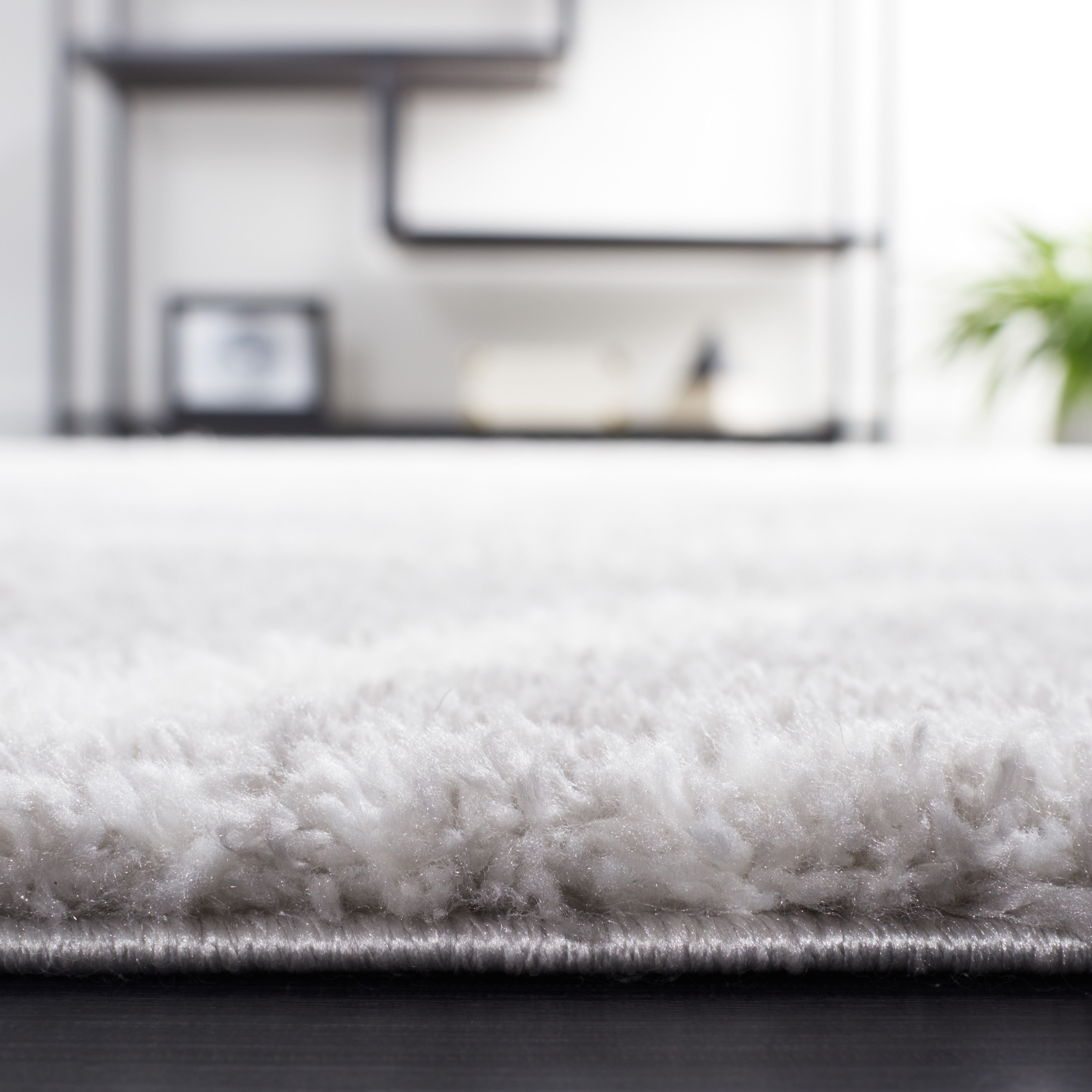 BERBER SHAG 572 – GREY / IVORY