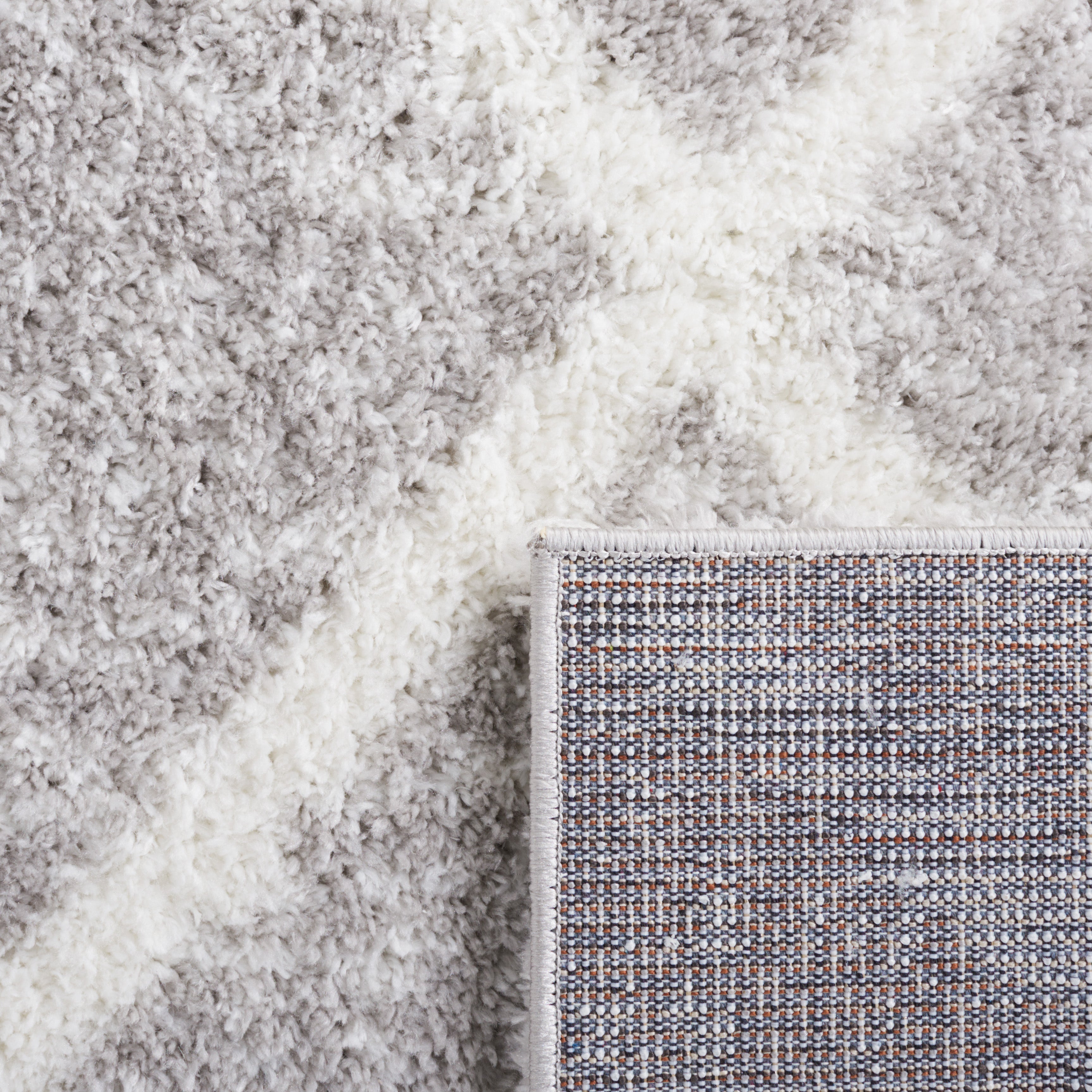 BERBER SHAG 572 – GREY / IVORY