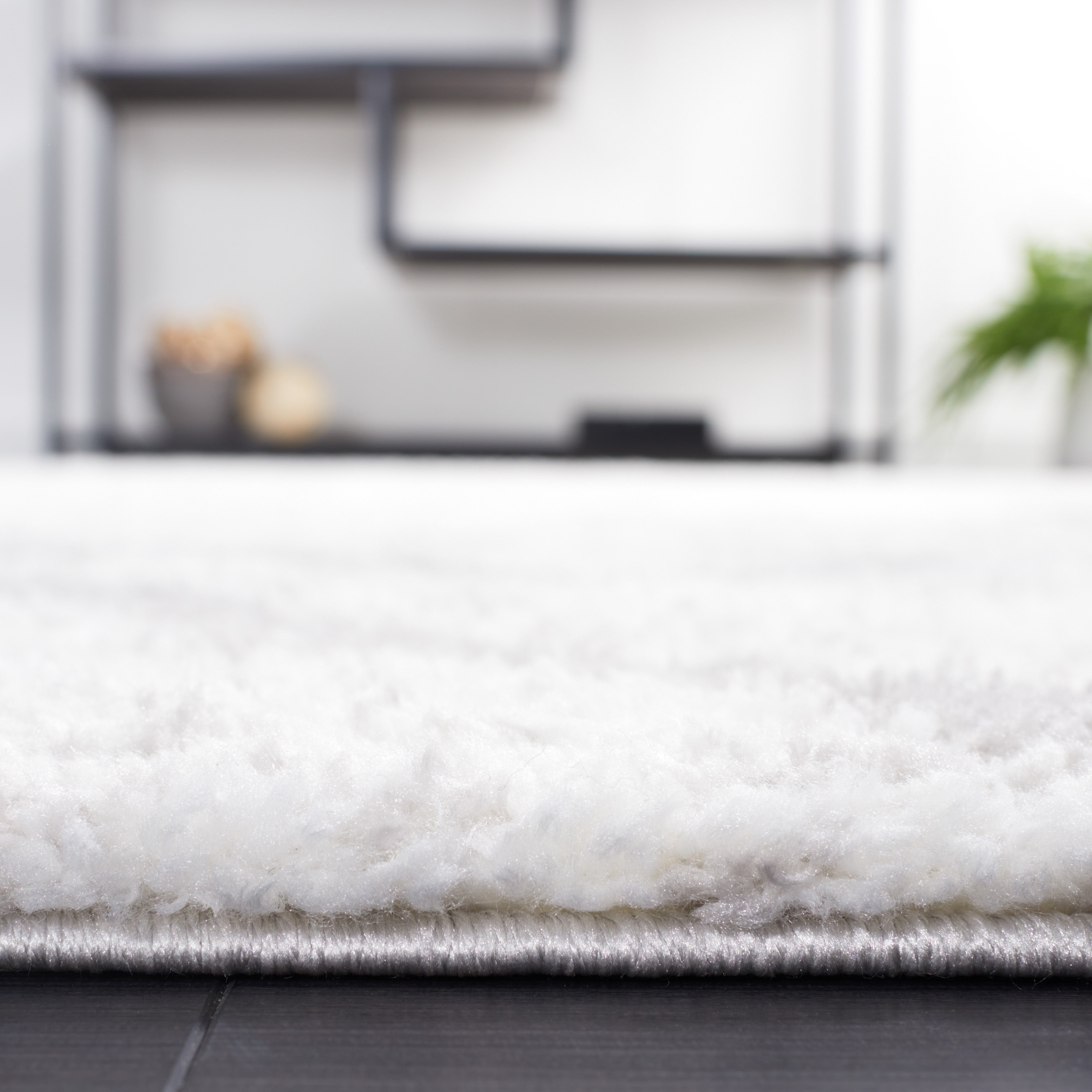 BERBER SHAG 574 – GREY / IVORY