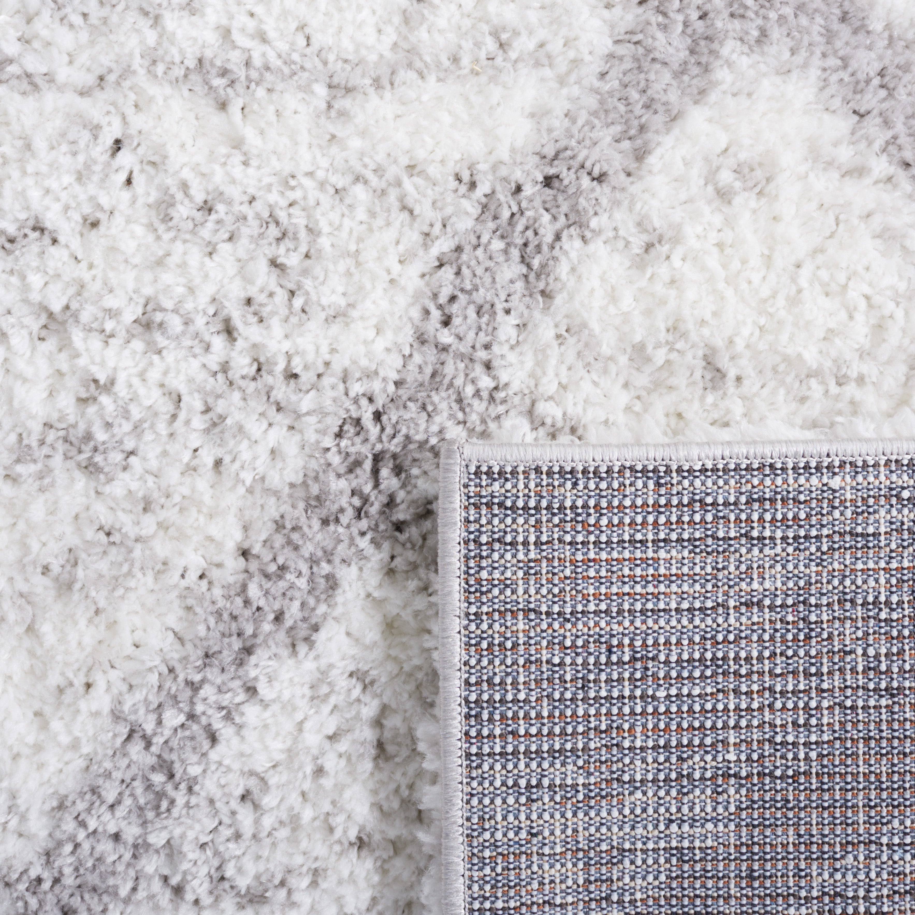 BERBER SHAG 574 – GREY / IVORY